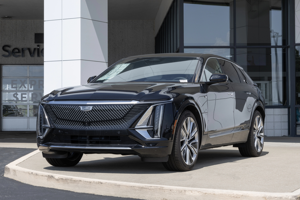2025 Cadillac LYRIQ Trim Comparison: Sport Vs. Luxury Breakdown