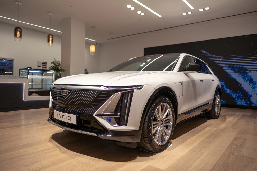 How Long Does It Take To Charge A Cadillac LYRIQ?