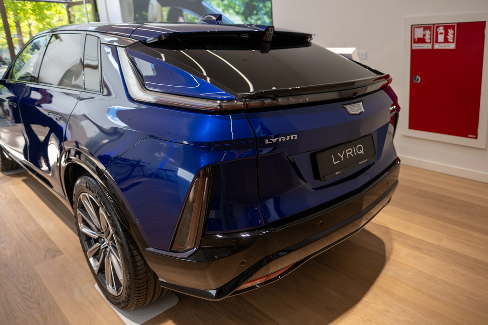 Does The 2024 Cadillac LYRIQ Outshine The 2024 Chevrolet Blazer EV?