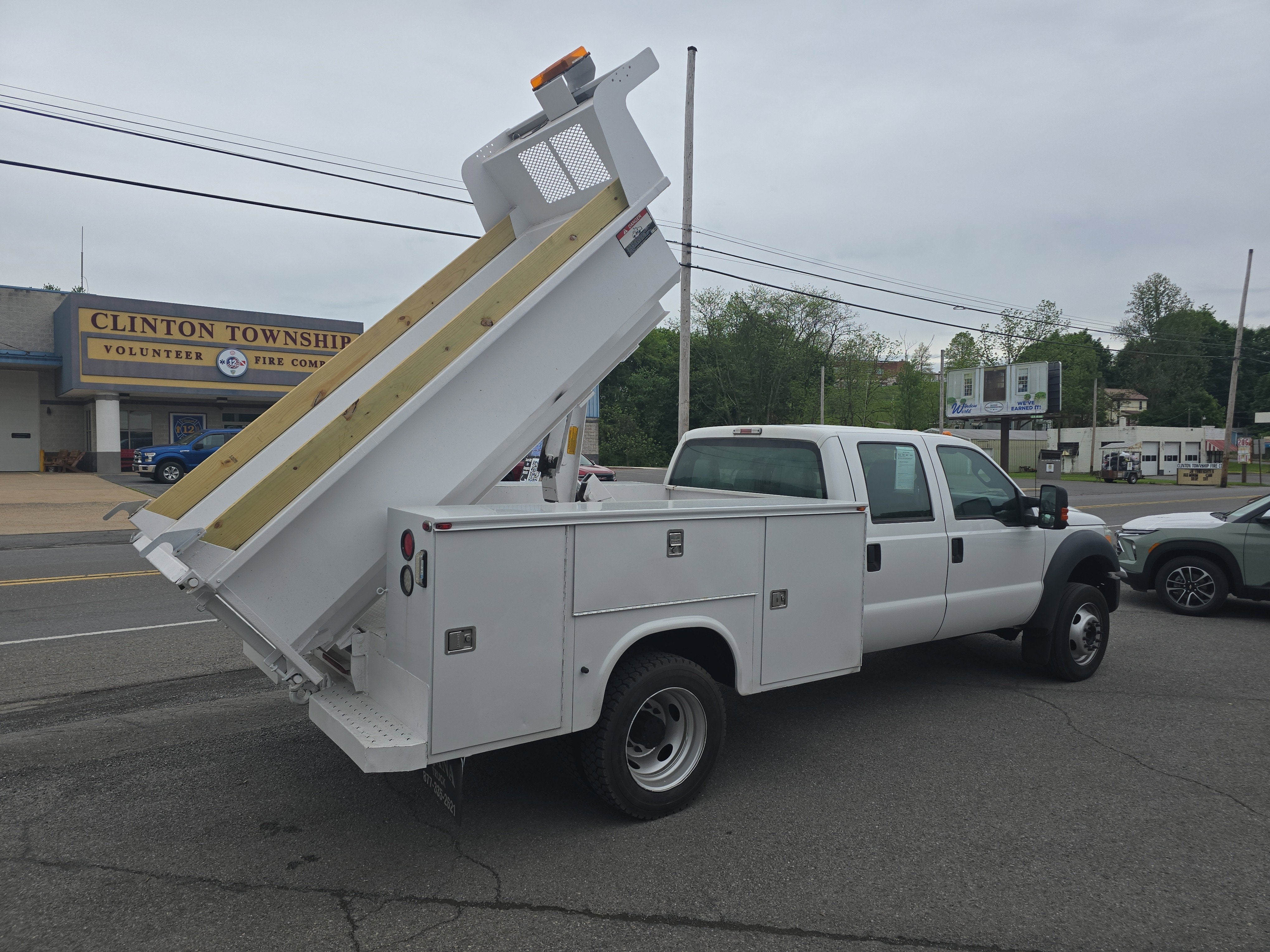 2012 Ford Super Duty F-450 DRW XL