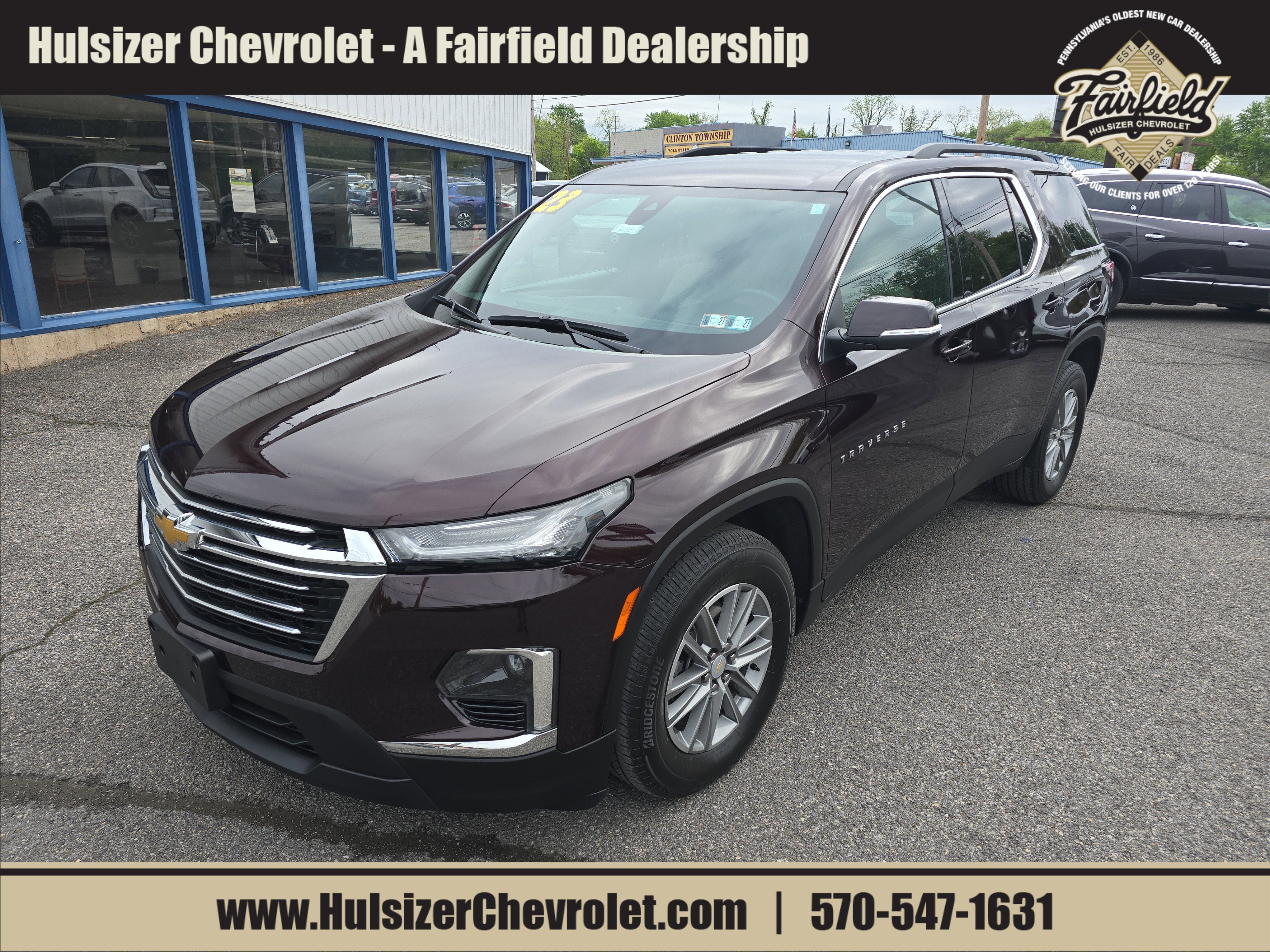 2023 Chevrolet Traverse LT Cloth