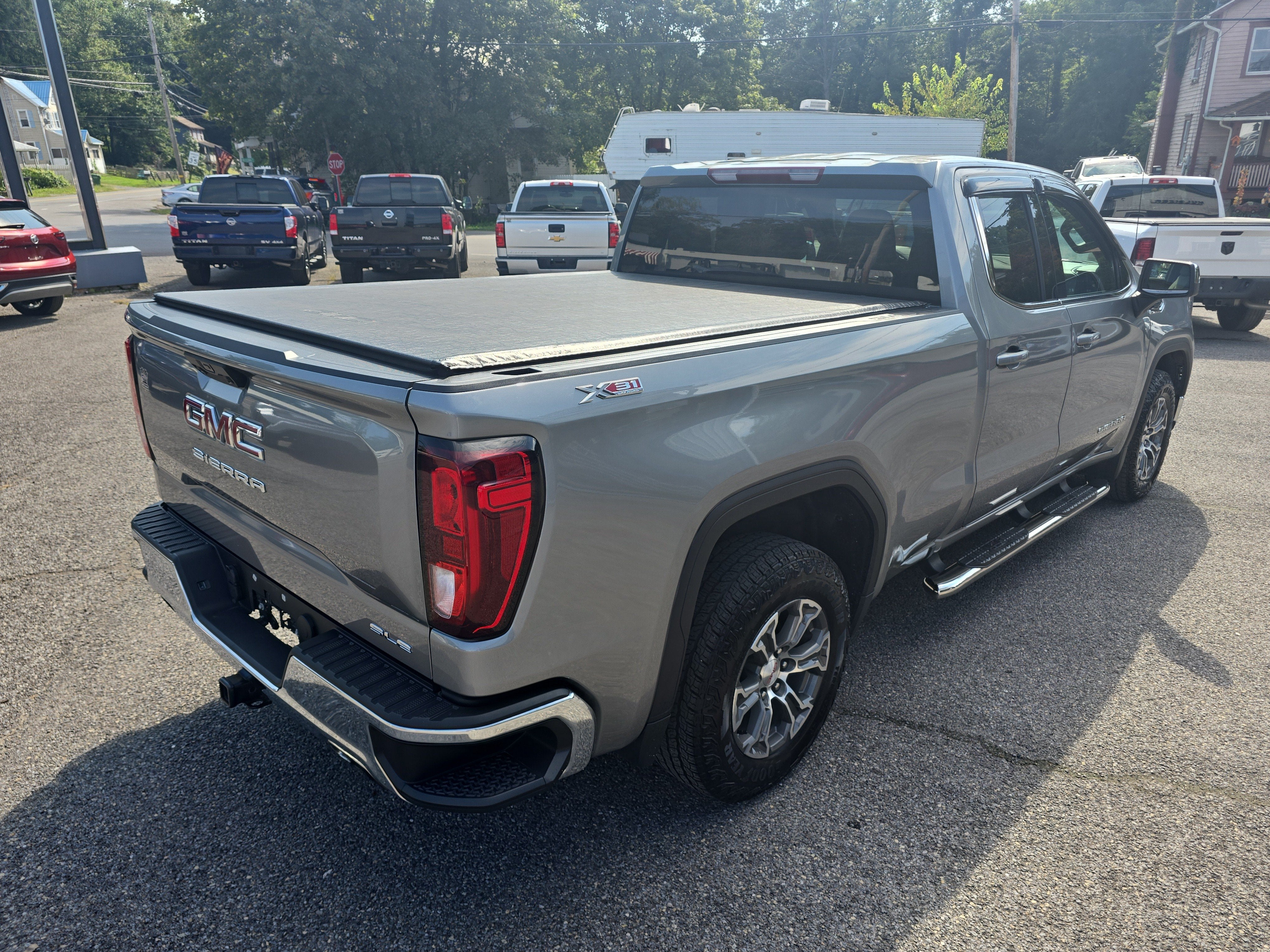 2023 GMC Sierra 1500 SLE