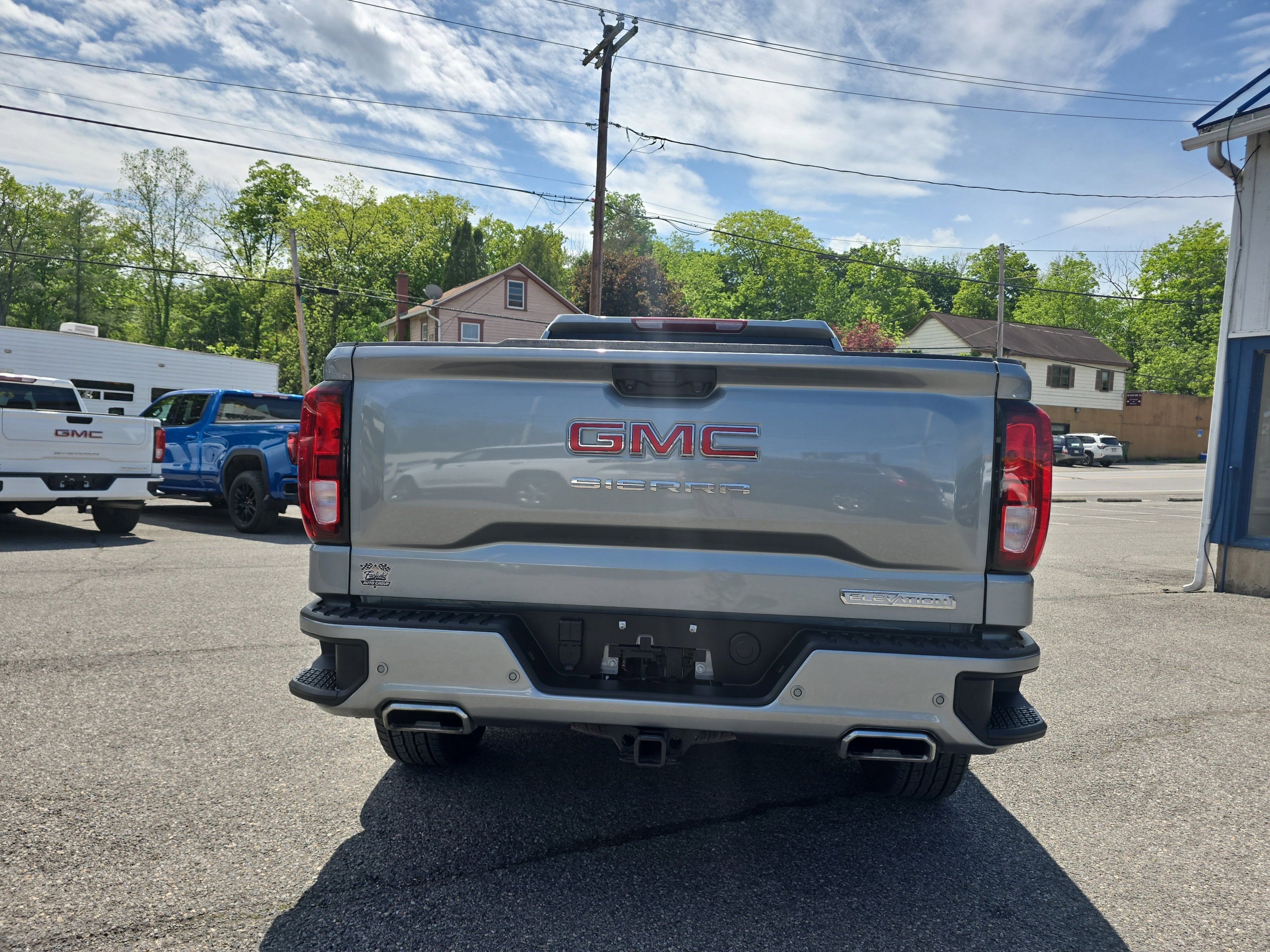 2025 GMC Sierra 1500 Elevation
