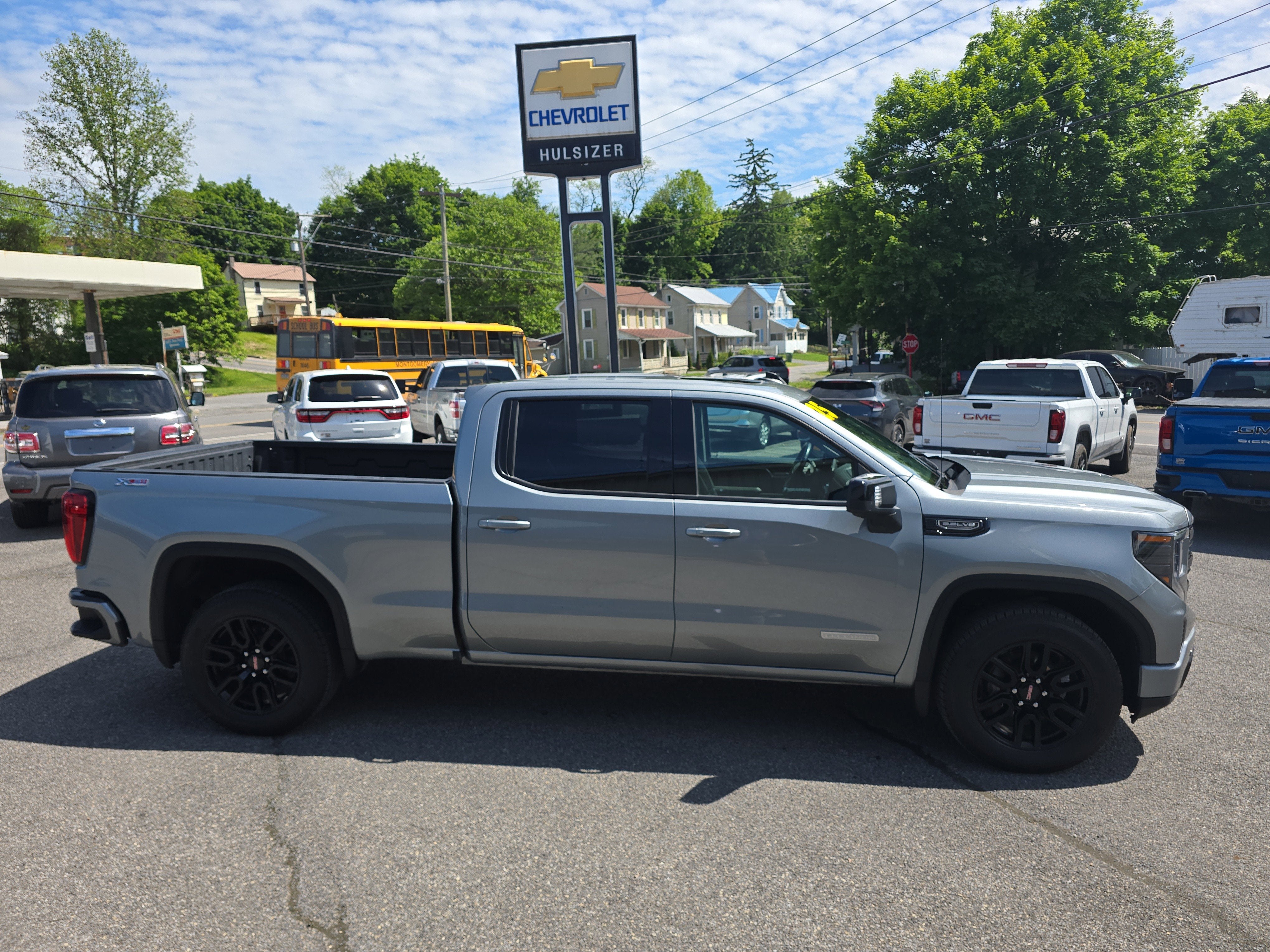 2025 GMC Sierra 1500 Elevation