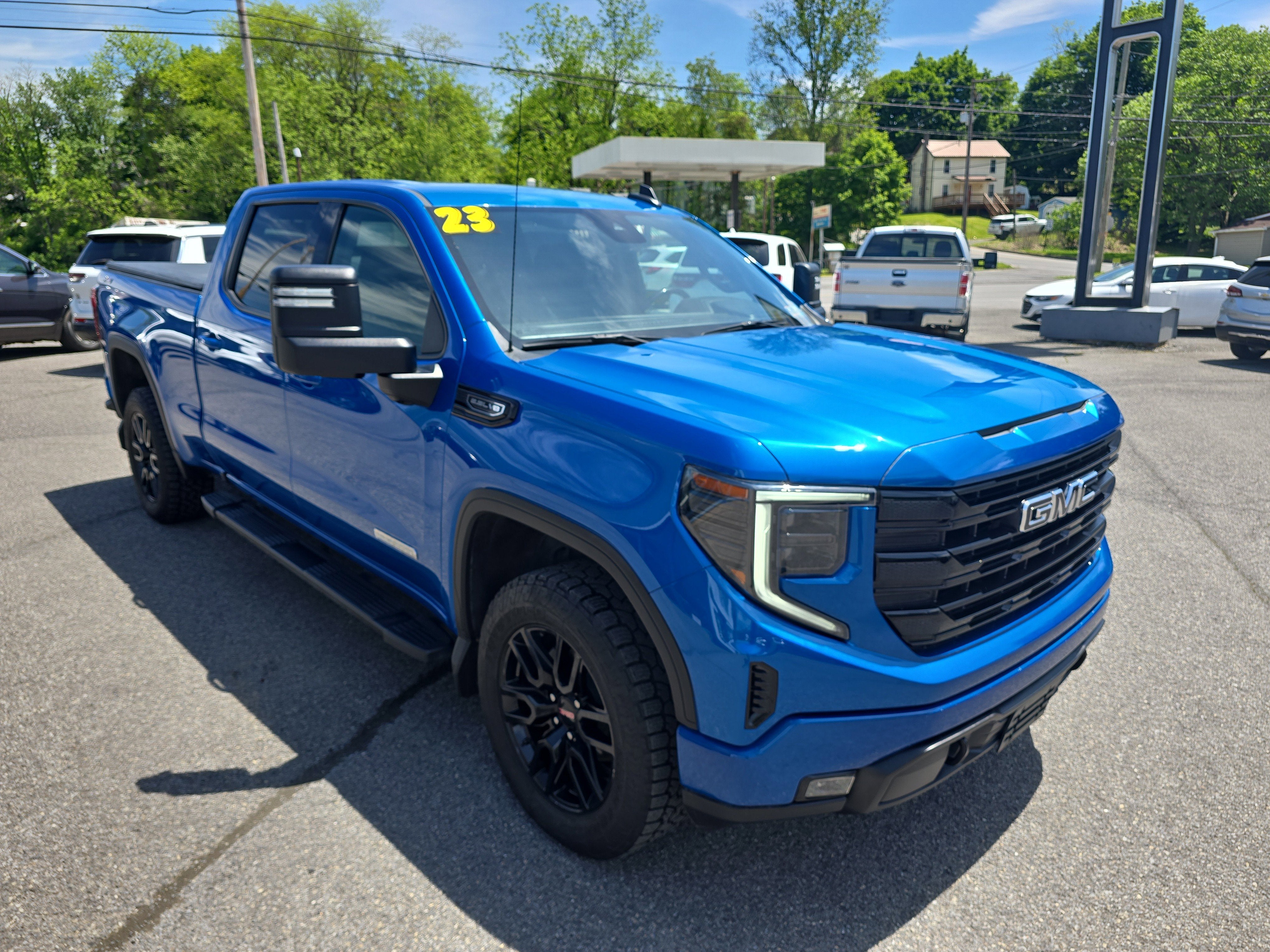 2023 GMC Sierra 1500 Elevation