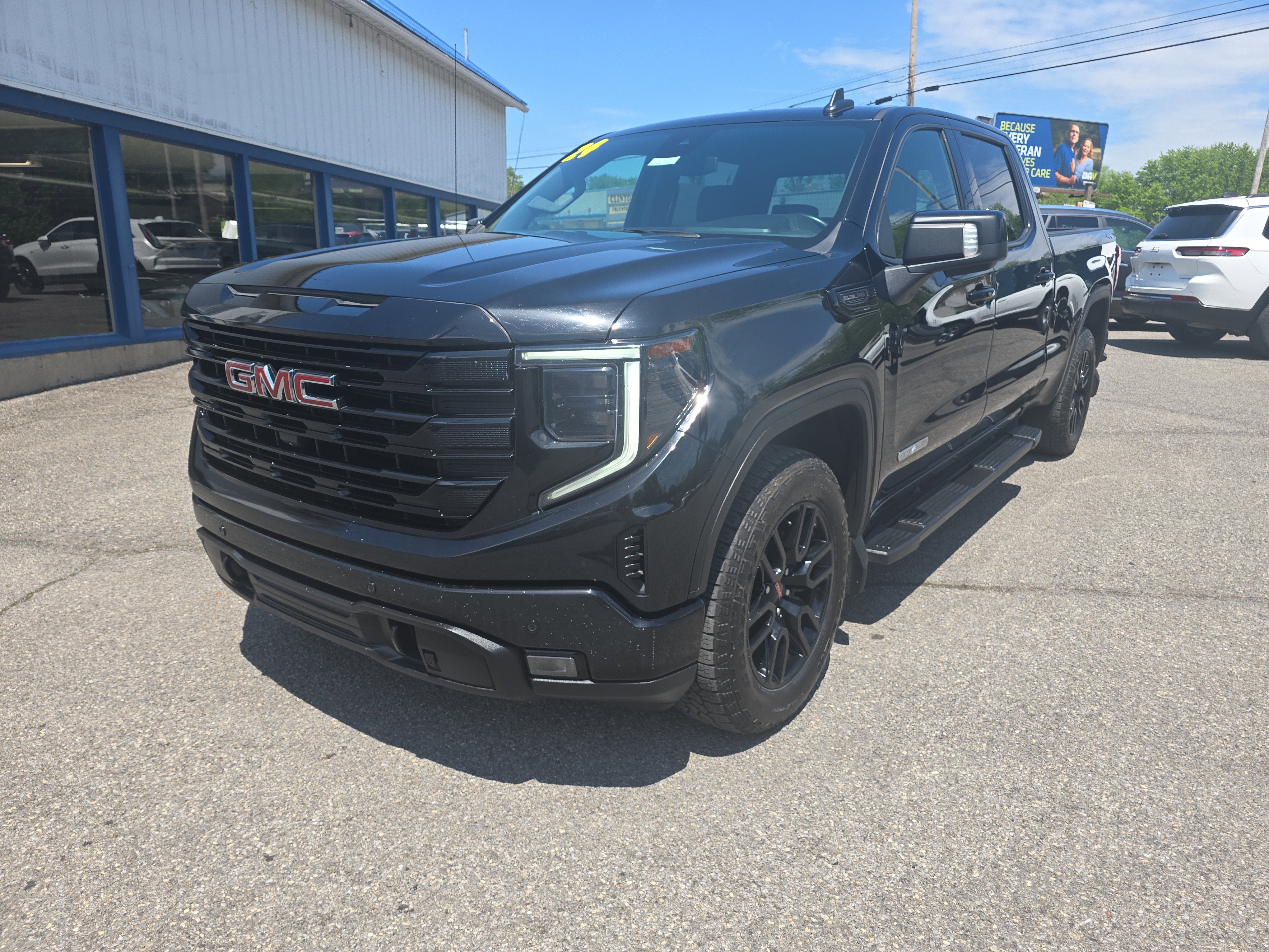 2024 GMC Sierra 1500 Elevation