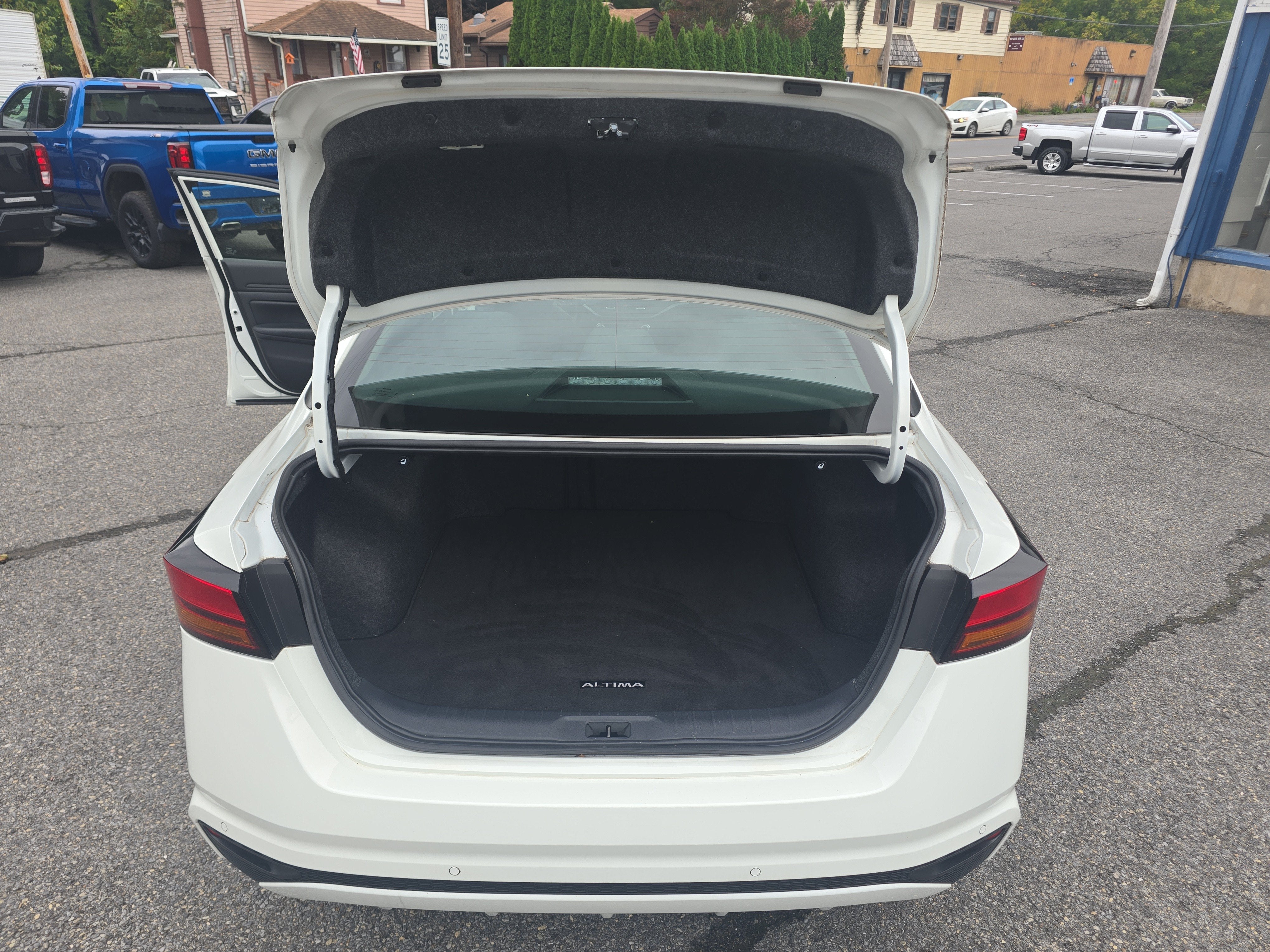2023 Nissan Altima 2.5 S