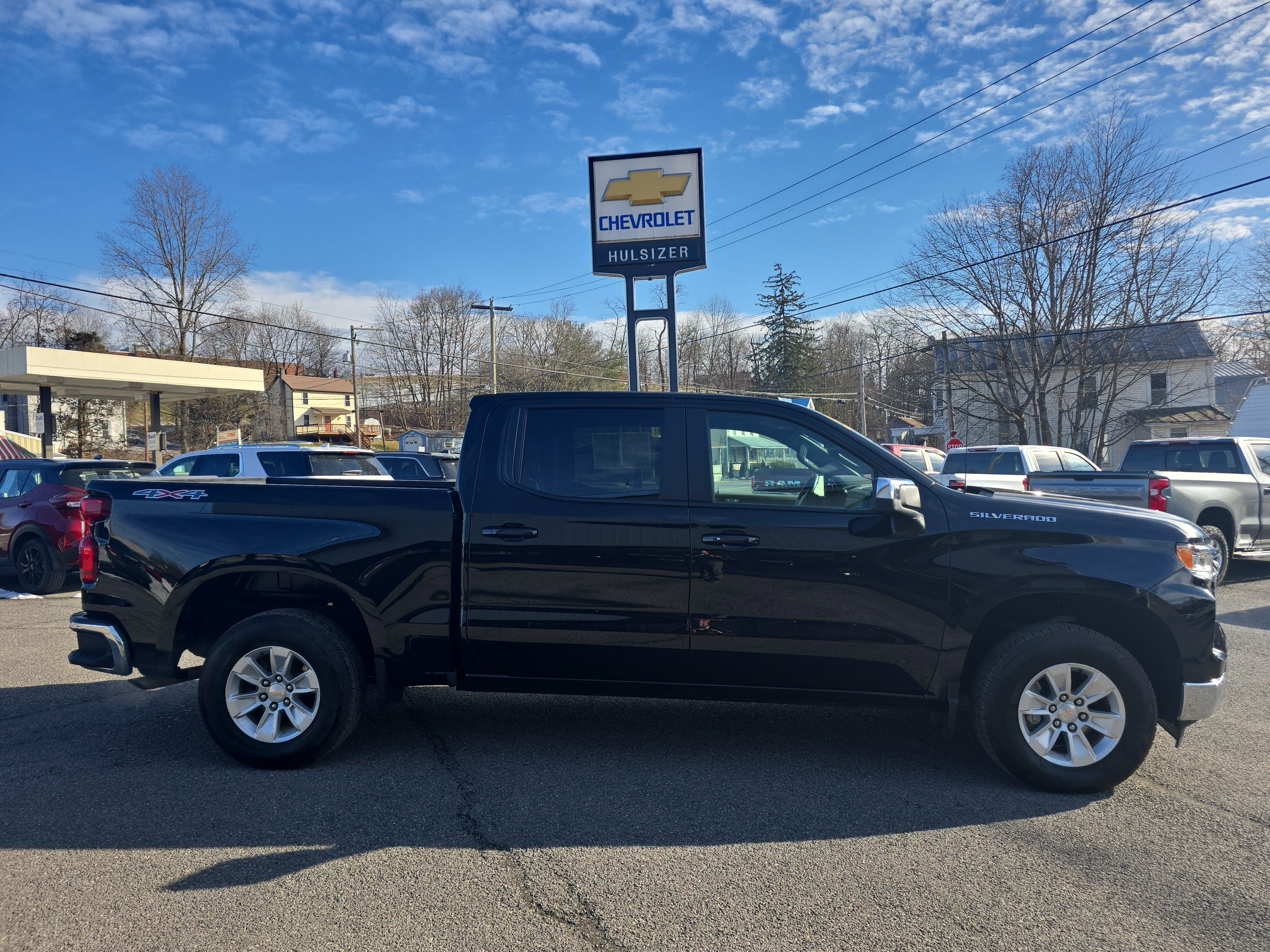 2025 Chevrolet Silverado 1500 LT