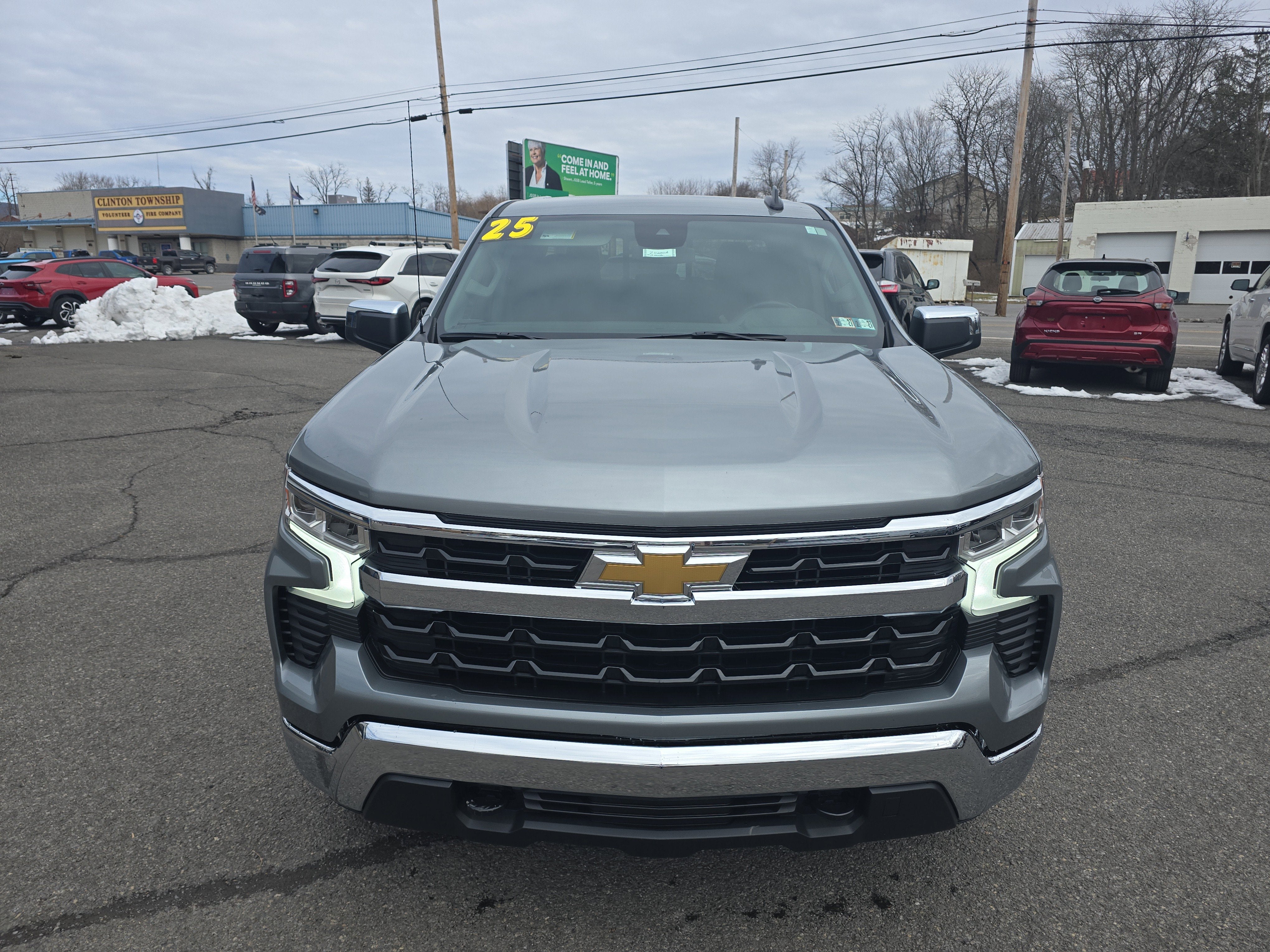 2025 Chevrolet Silverado 1500 LT