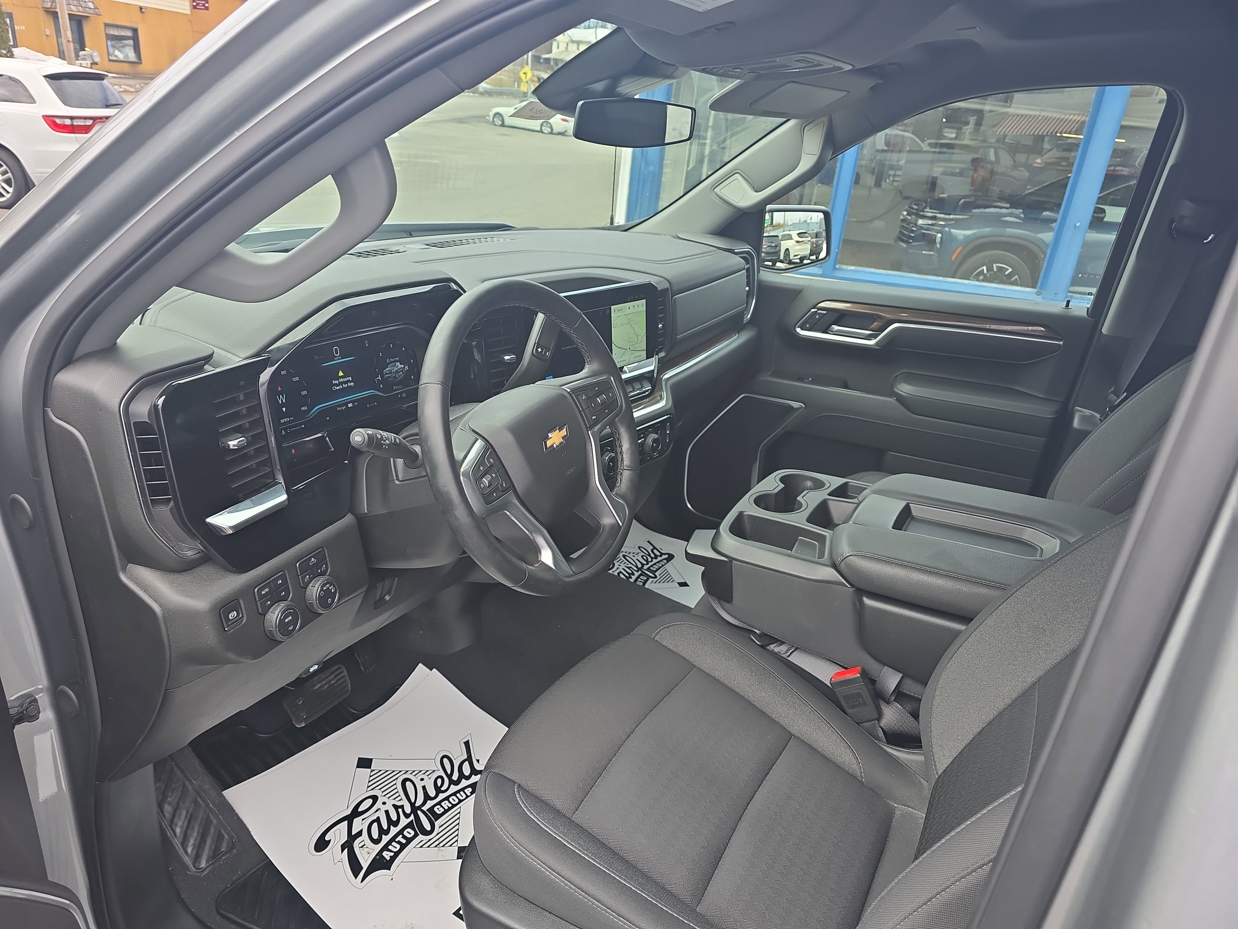 2025 Chevrolet Silverado 1500 LT