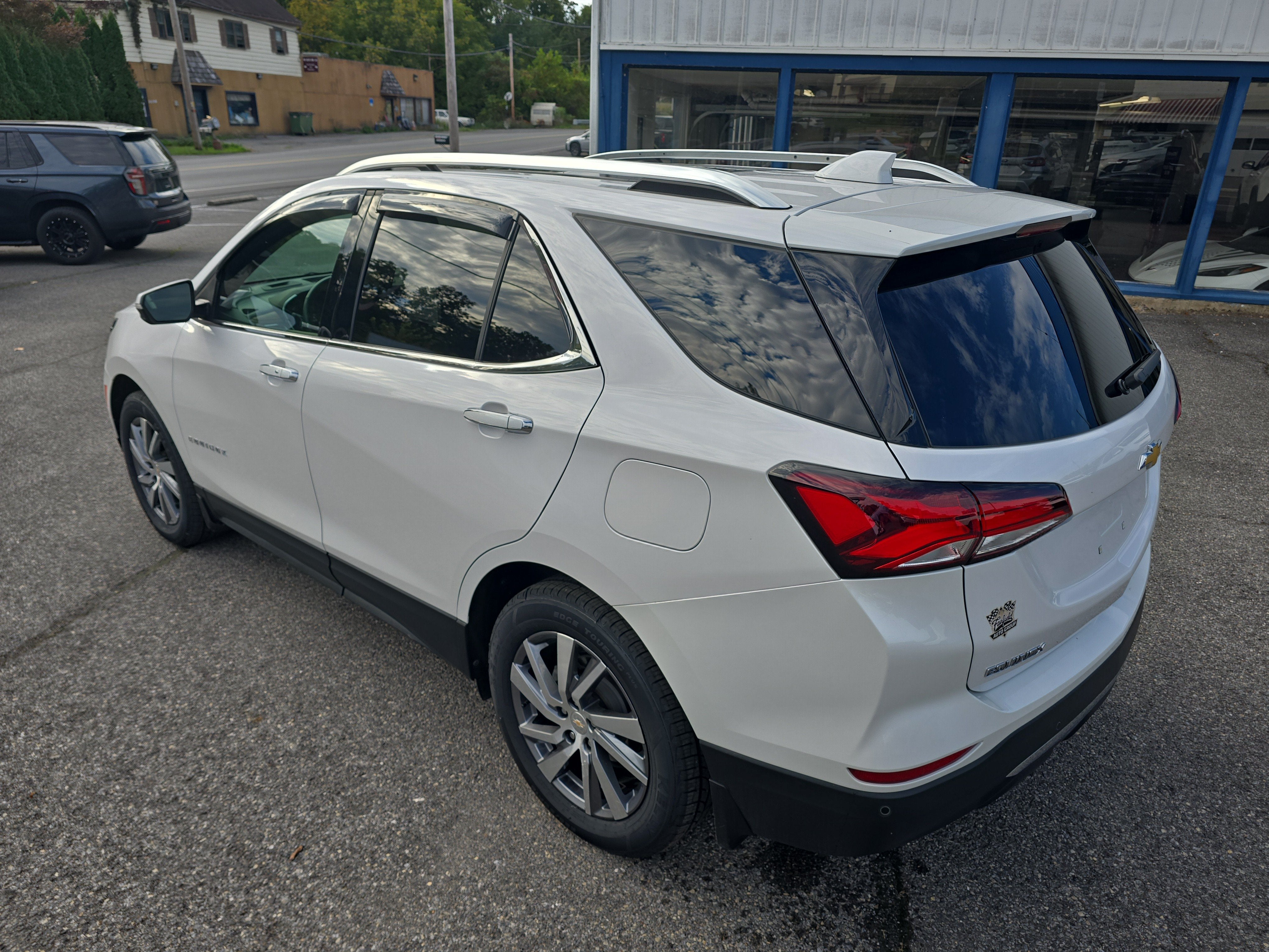 2023 Chevrolet Equinox Premier