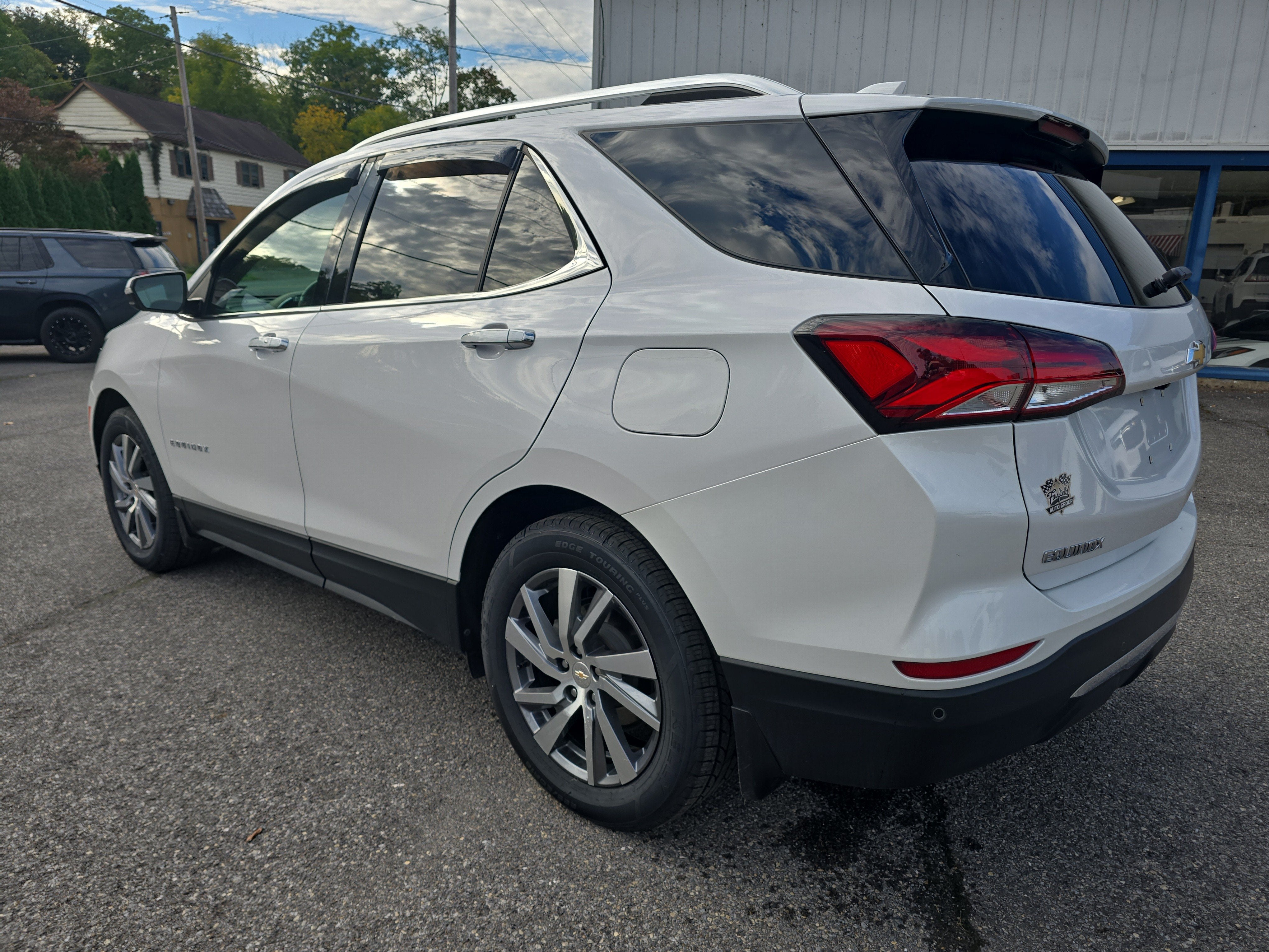 2023 Chevrolet Equinox Premier