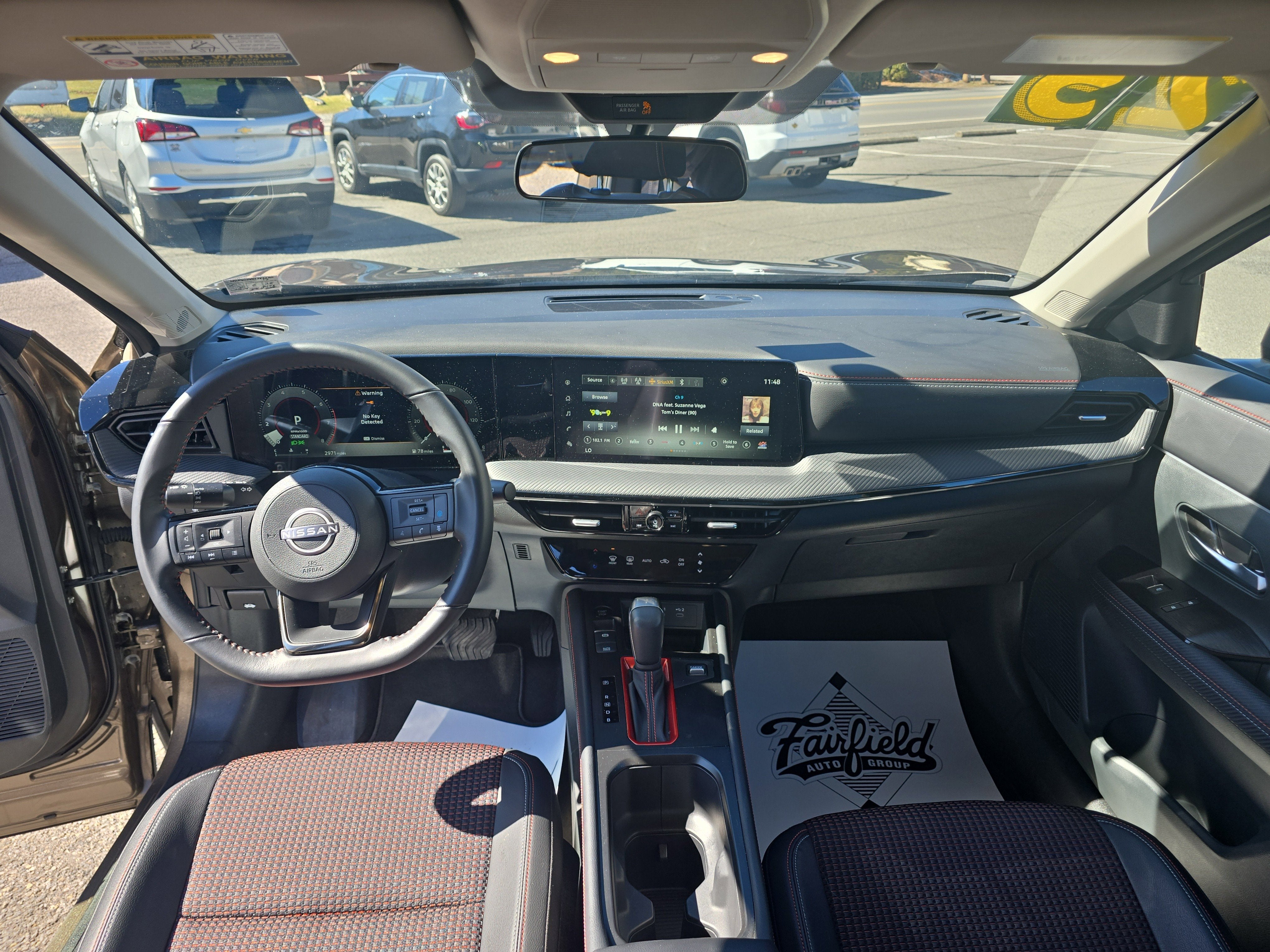 2025 Nissan Kicks SR