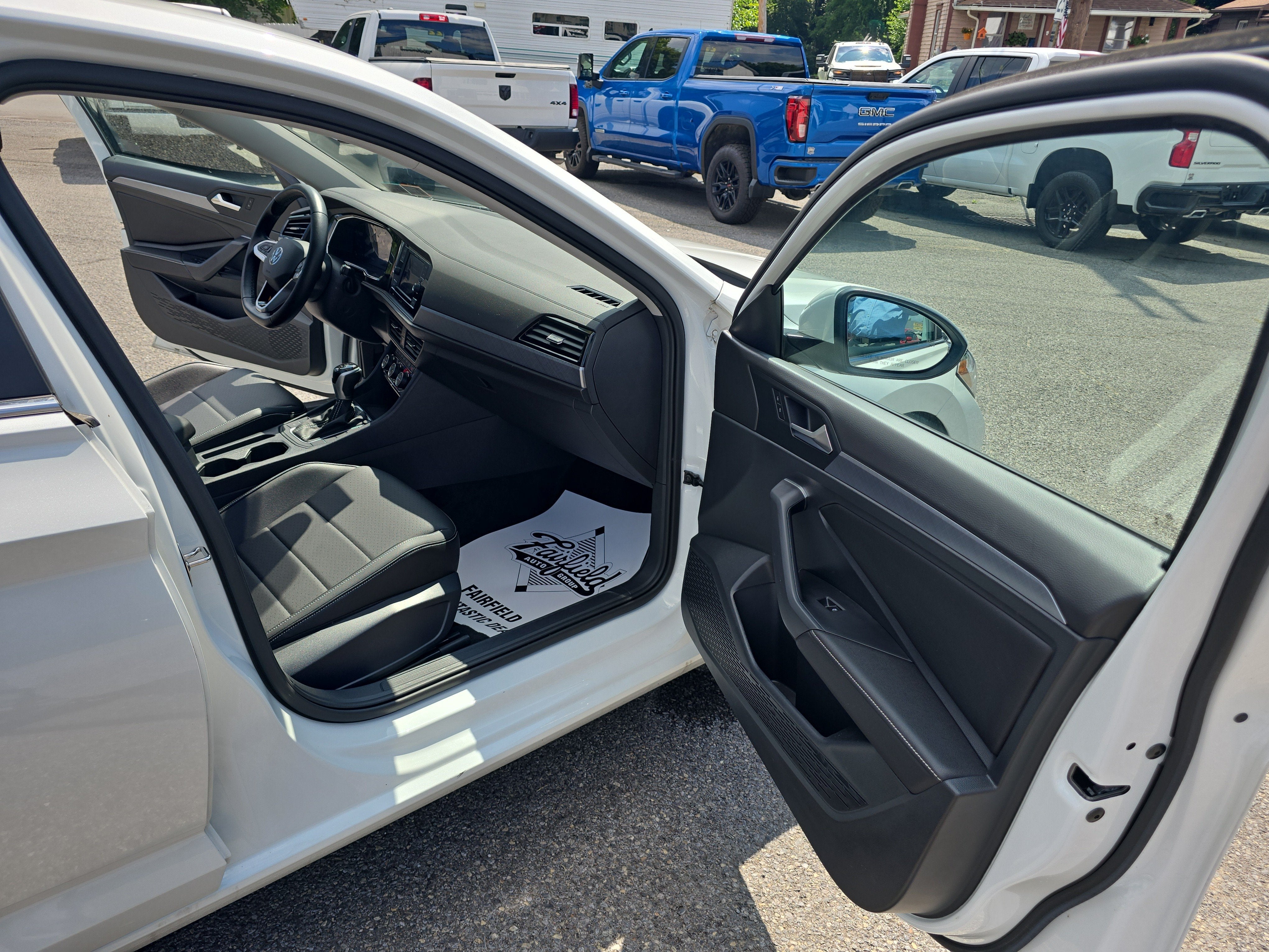 2023 Volkswagen Jetta SE