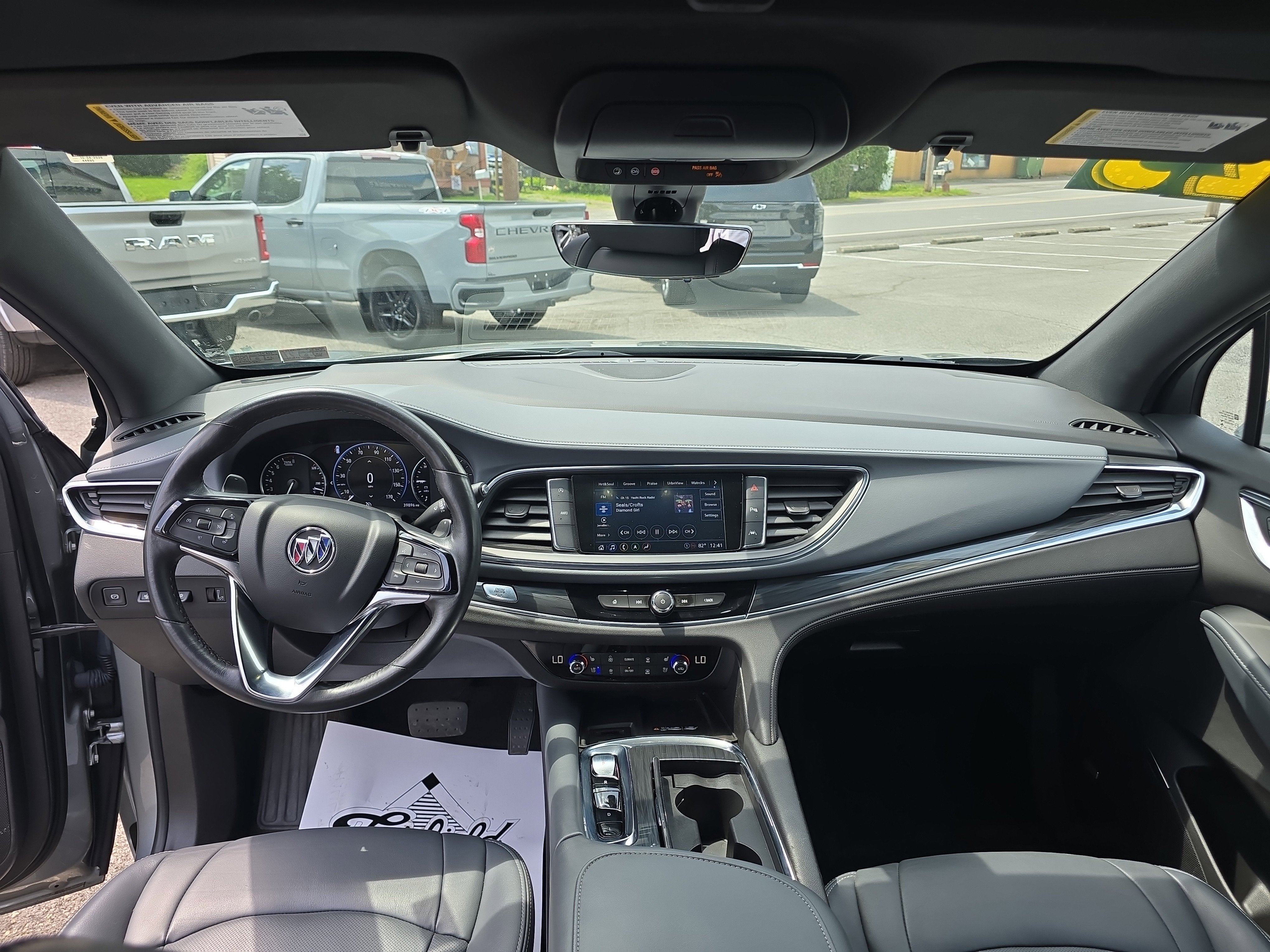 2023 Buick Enclave Premium