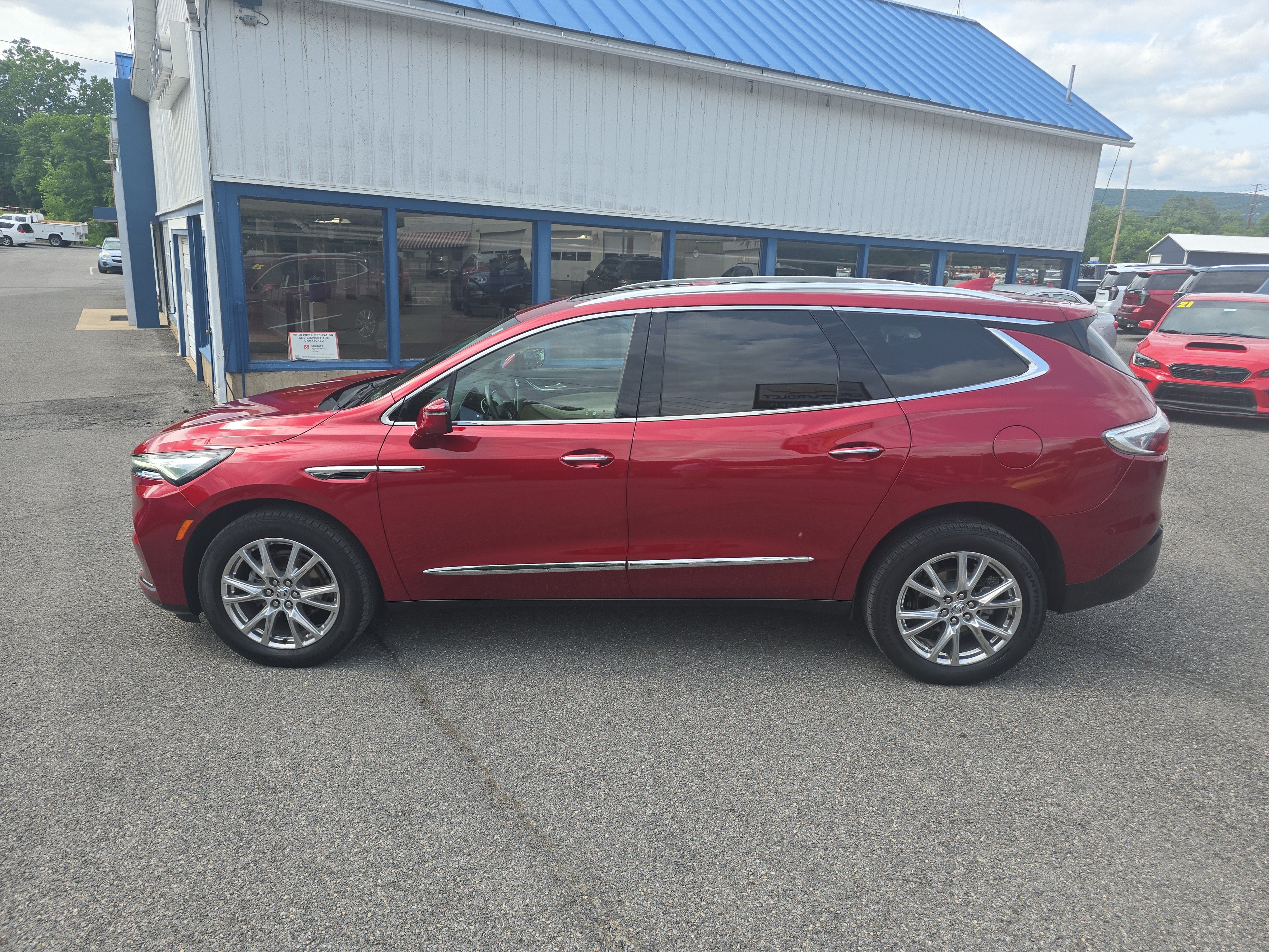 2023 Buick Enclave Premium