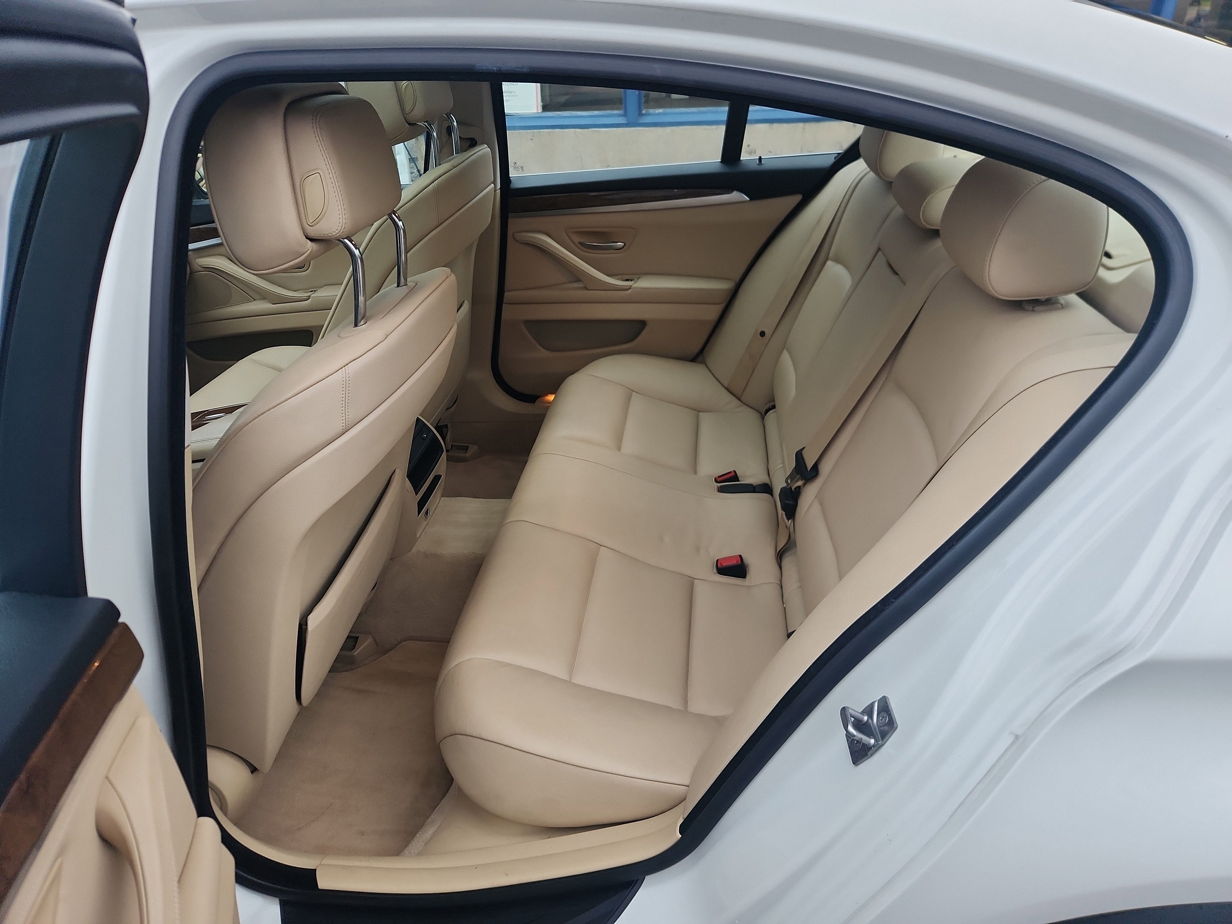 2012 BMW 5 Series 528i xDrive