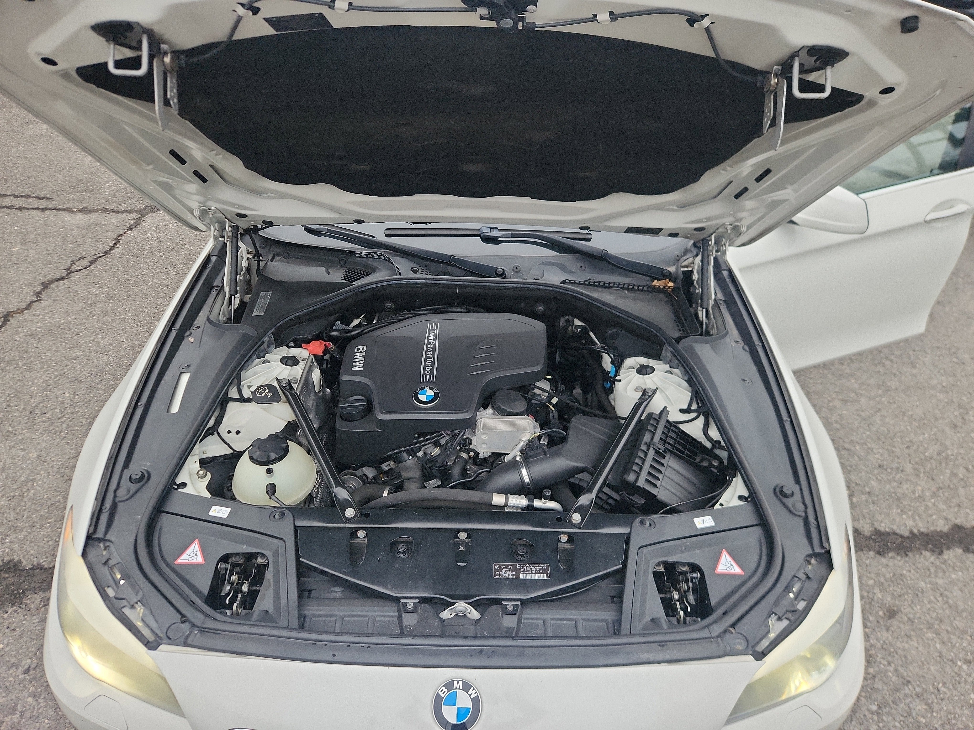 2012 BMW 5 Series 528i xDrive