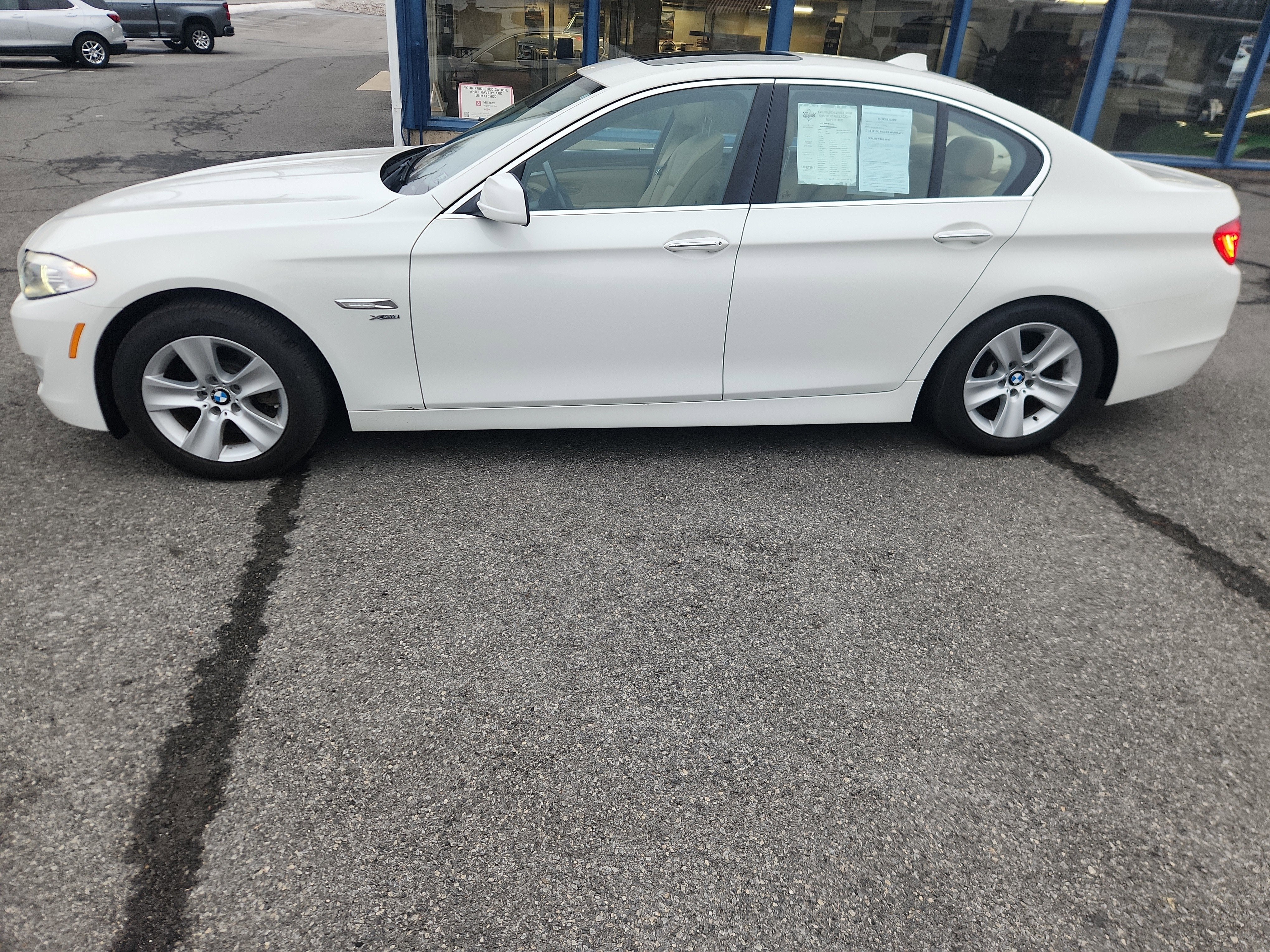 2012 BMW 5 Series 528i xDrive