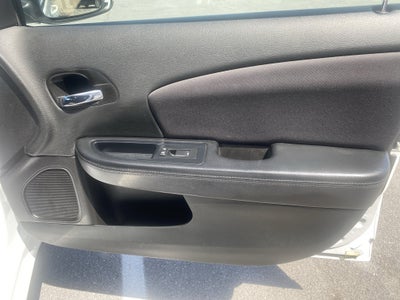 2014 Chrysler 200 LX