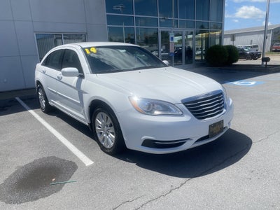 2014 Chrysler 200 LX