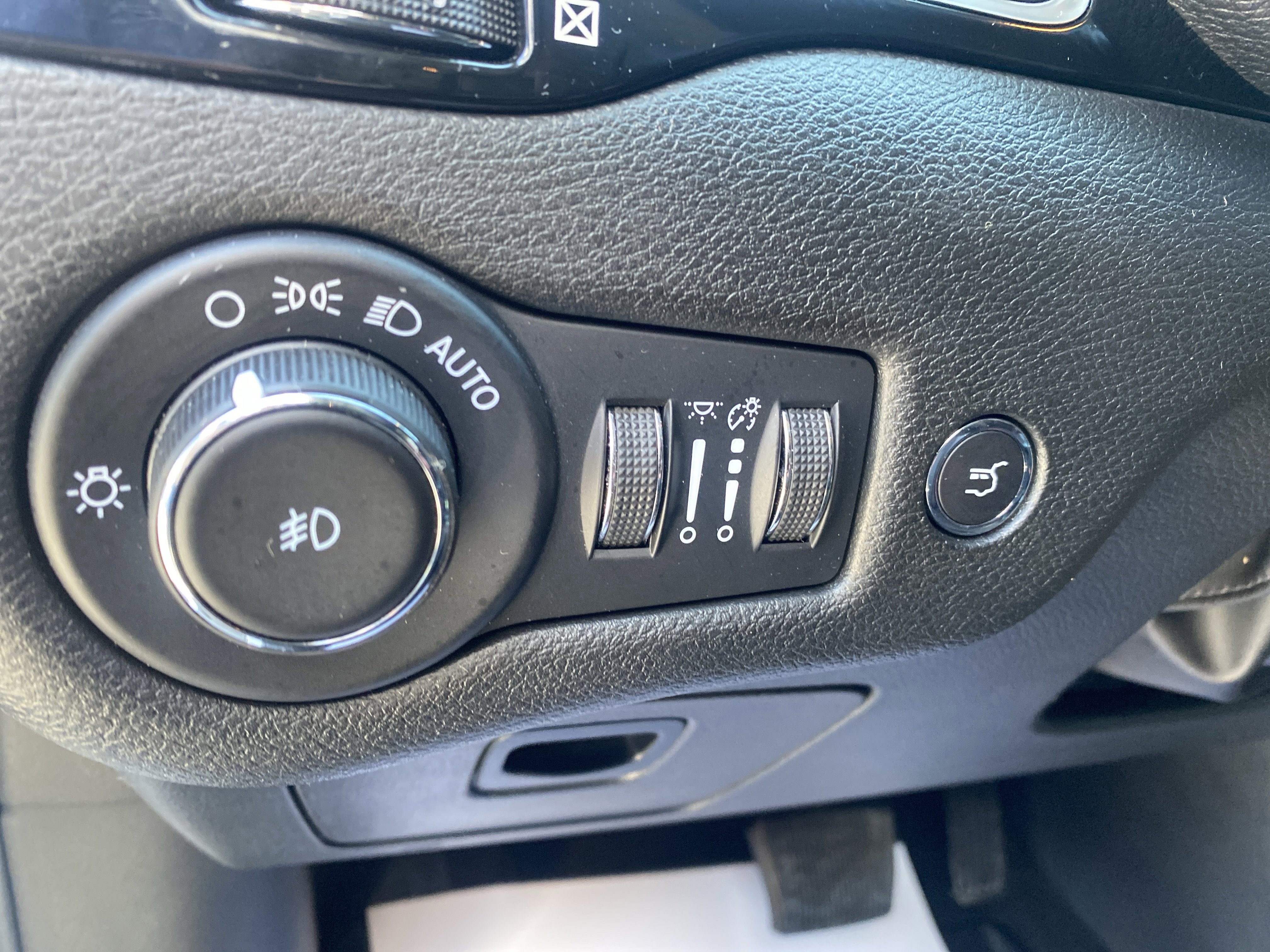2023 Jeep Cherokee Altitude Lux 4x4