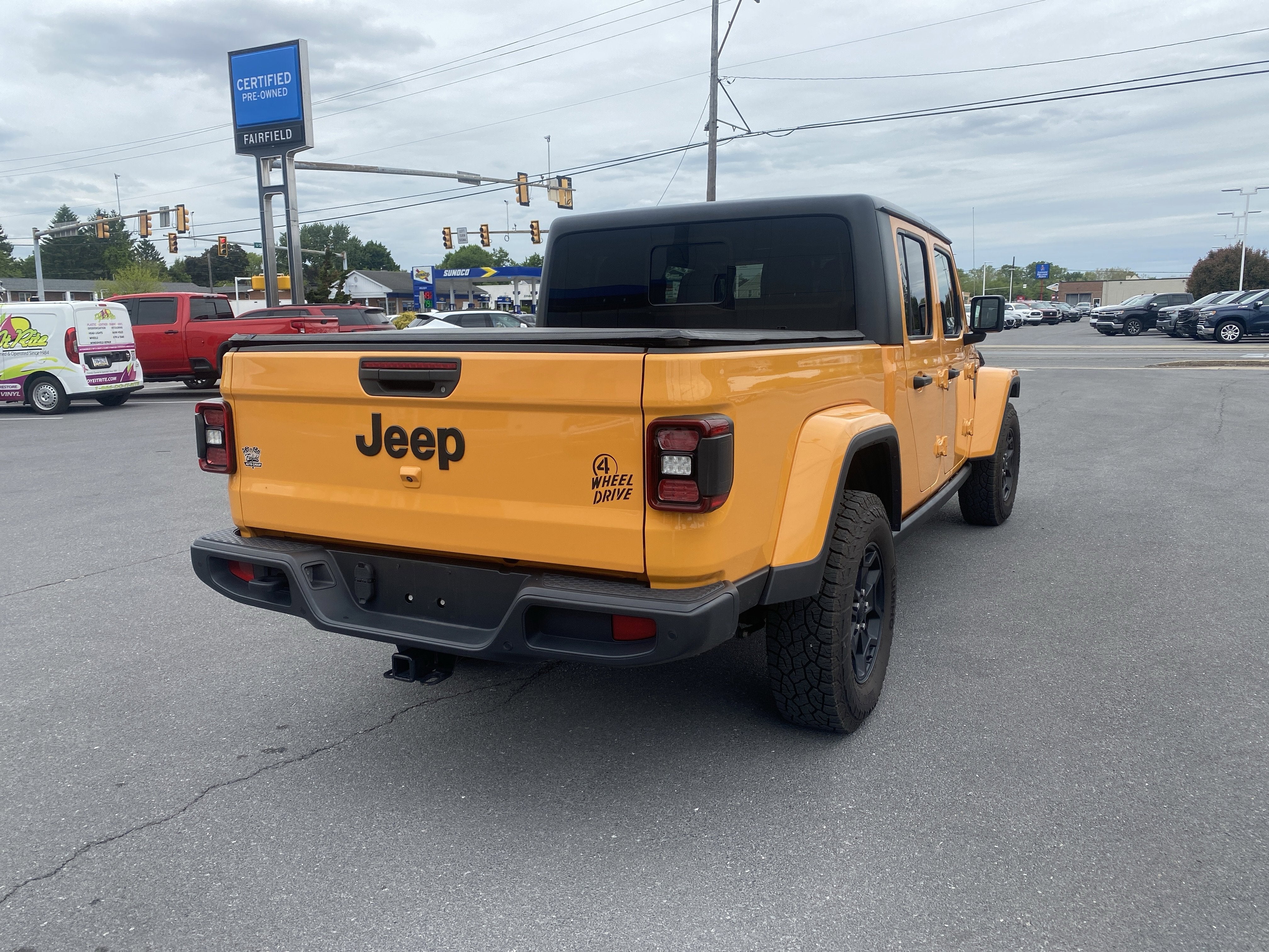 2021 Jeep Gladiator Willys 4x4