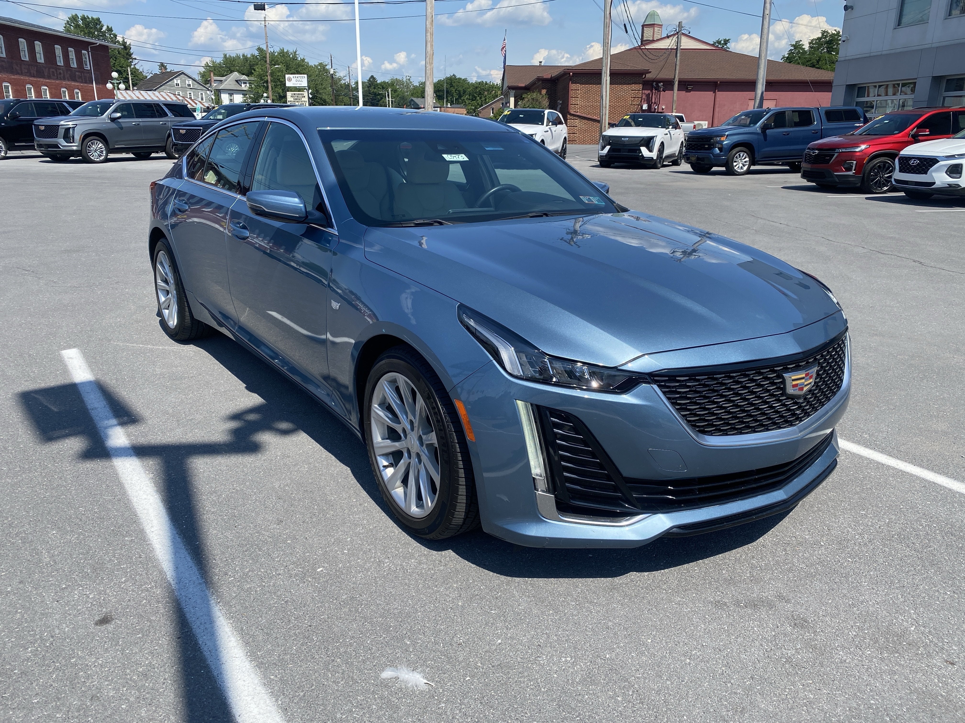 2023 Cadillac CT5 Luxury