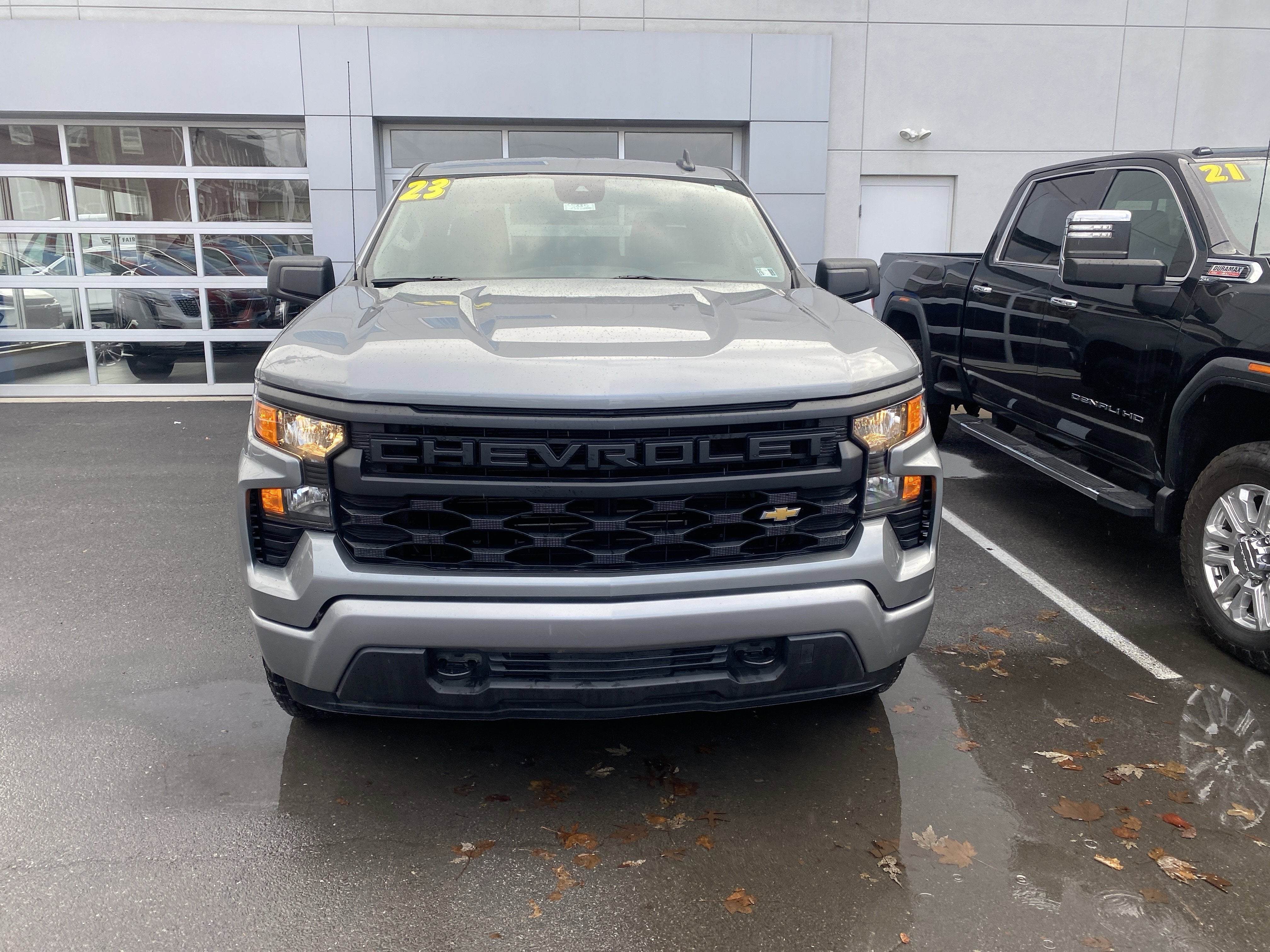 2023 Chevrolet Silverado 1500 Custom
