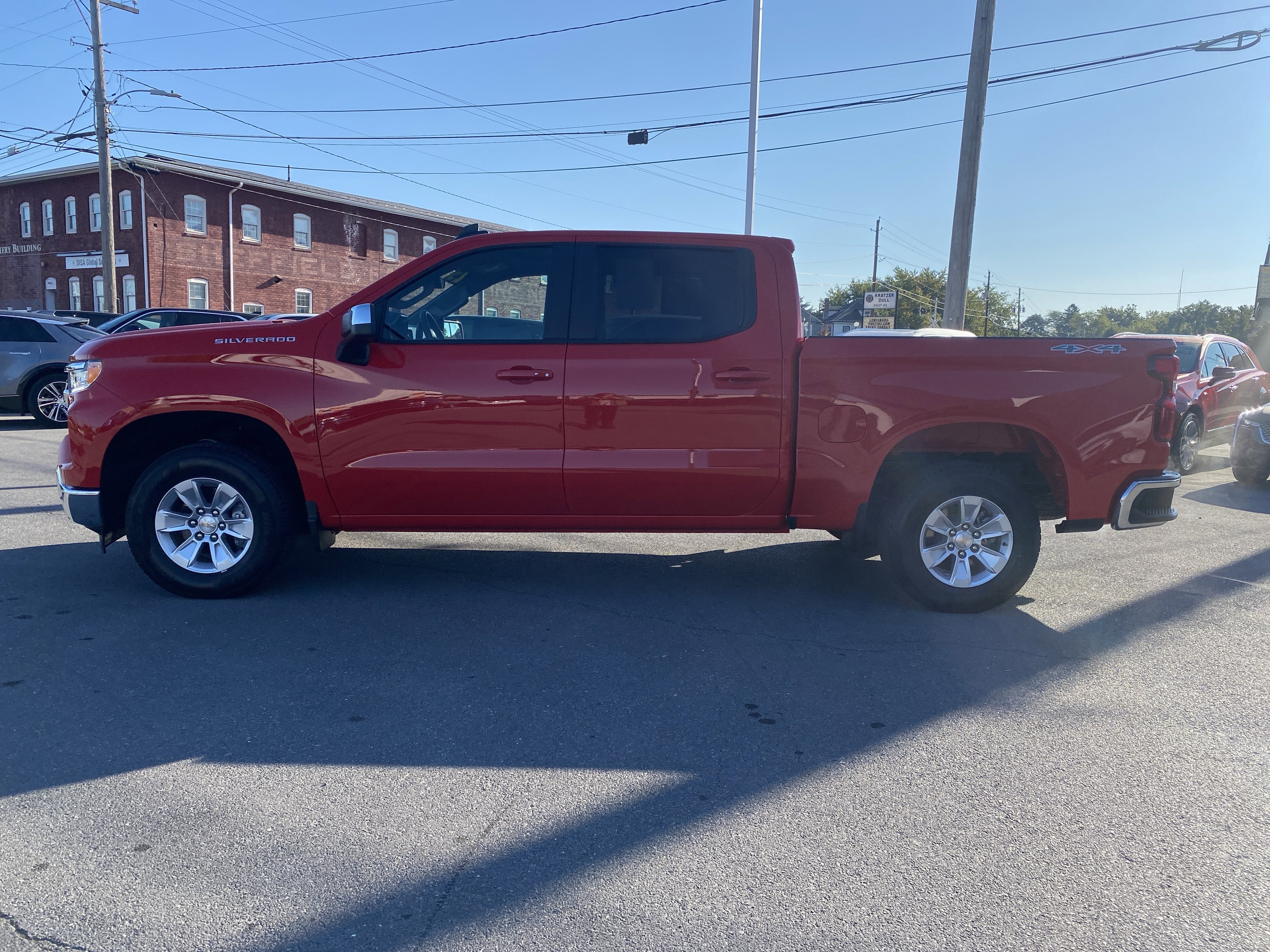 2025 Chevrolet Silverado 1500 LT