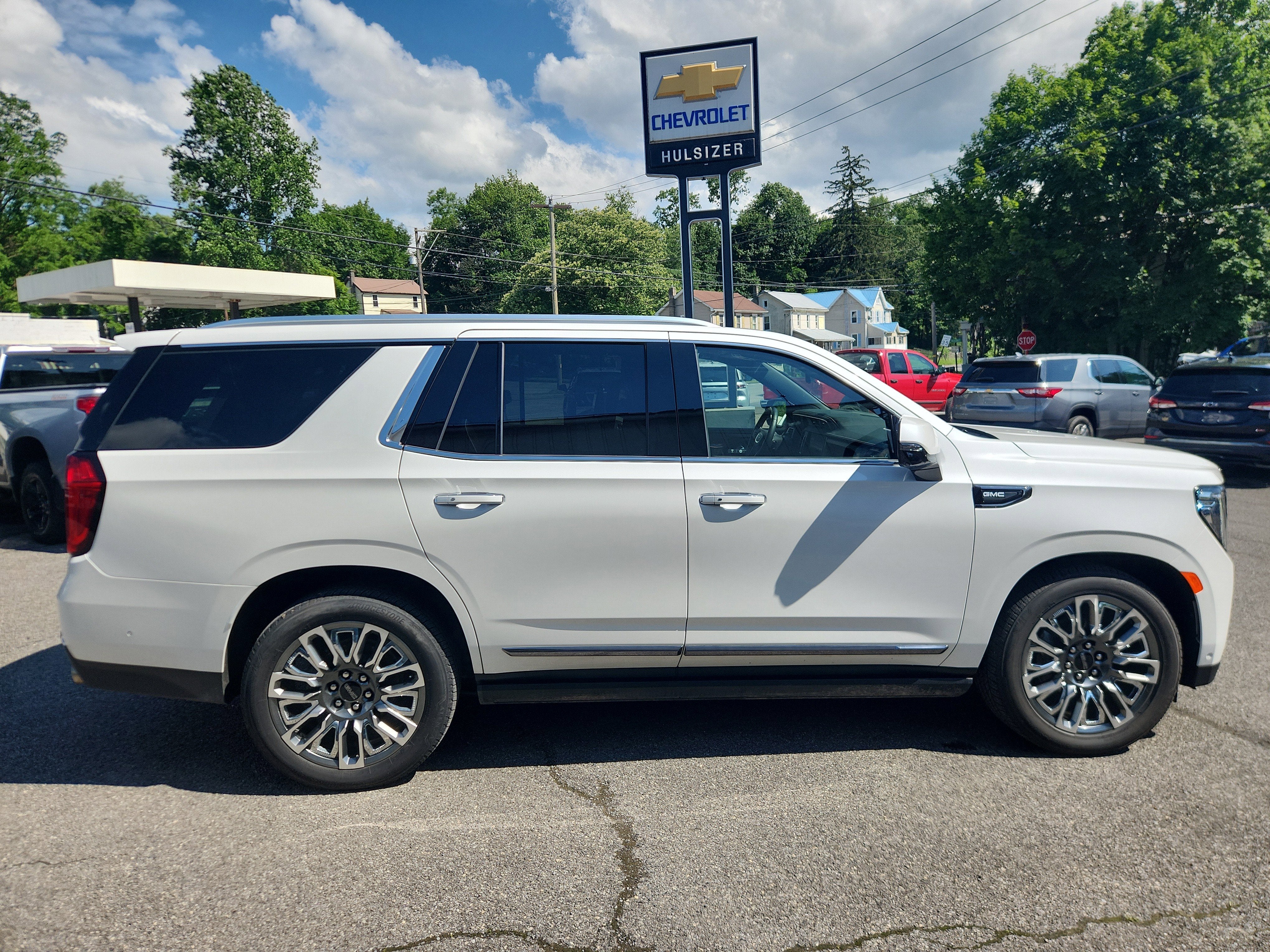 2024 GMC Yukon Denali Ultimate