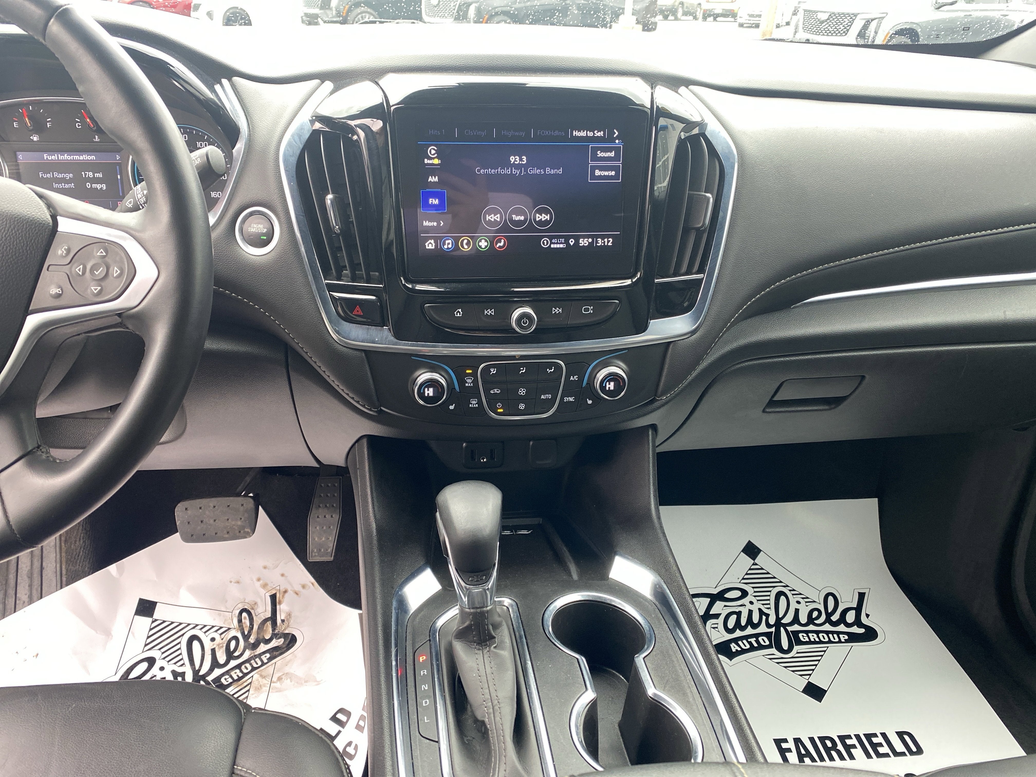 2023 Chevrolet Traverse LT Leather