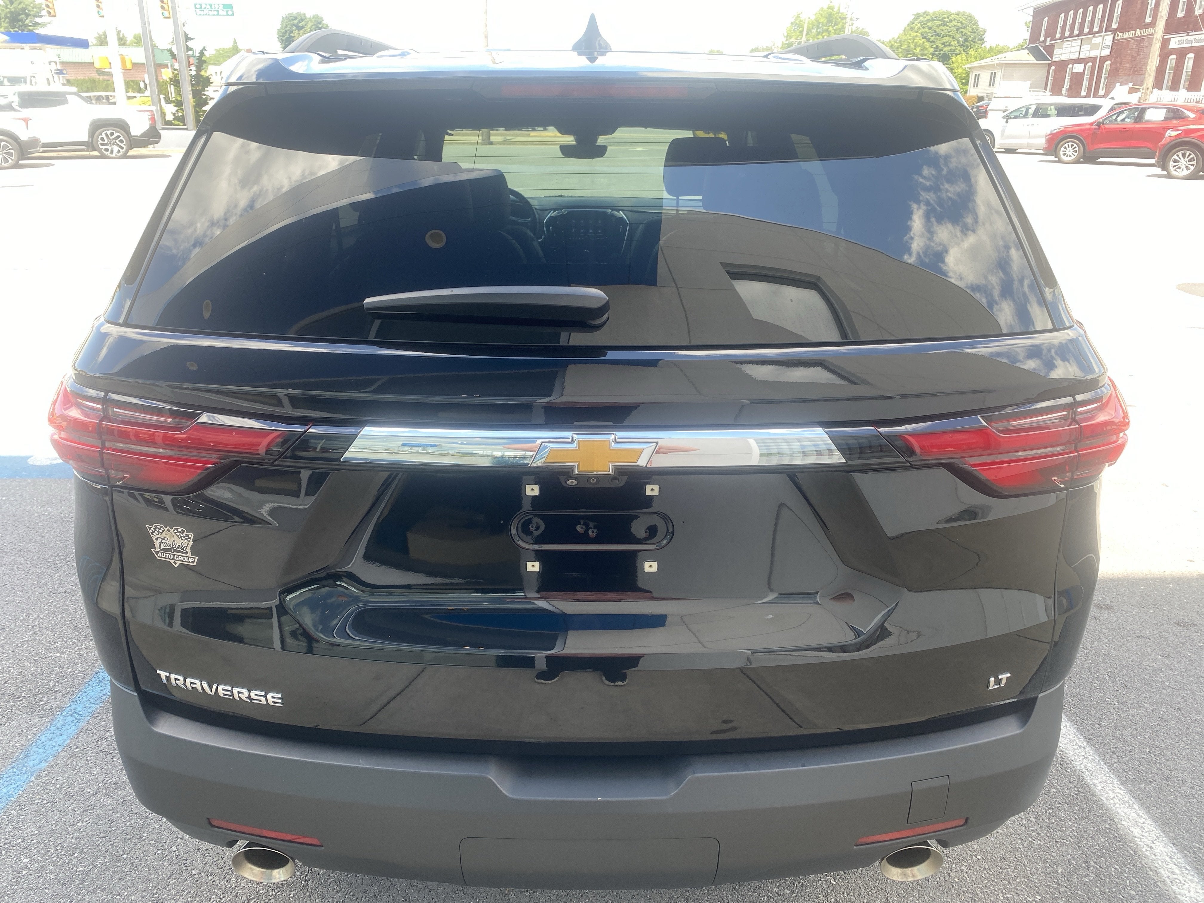 2023 Chevrolet Traverse LT Leather
