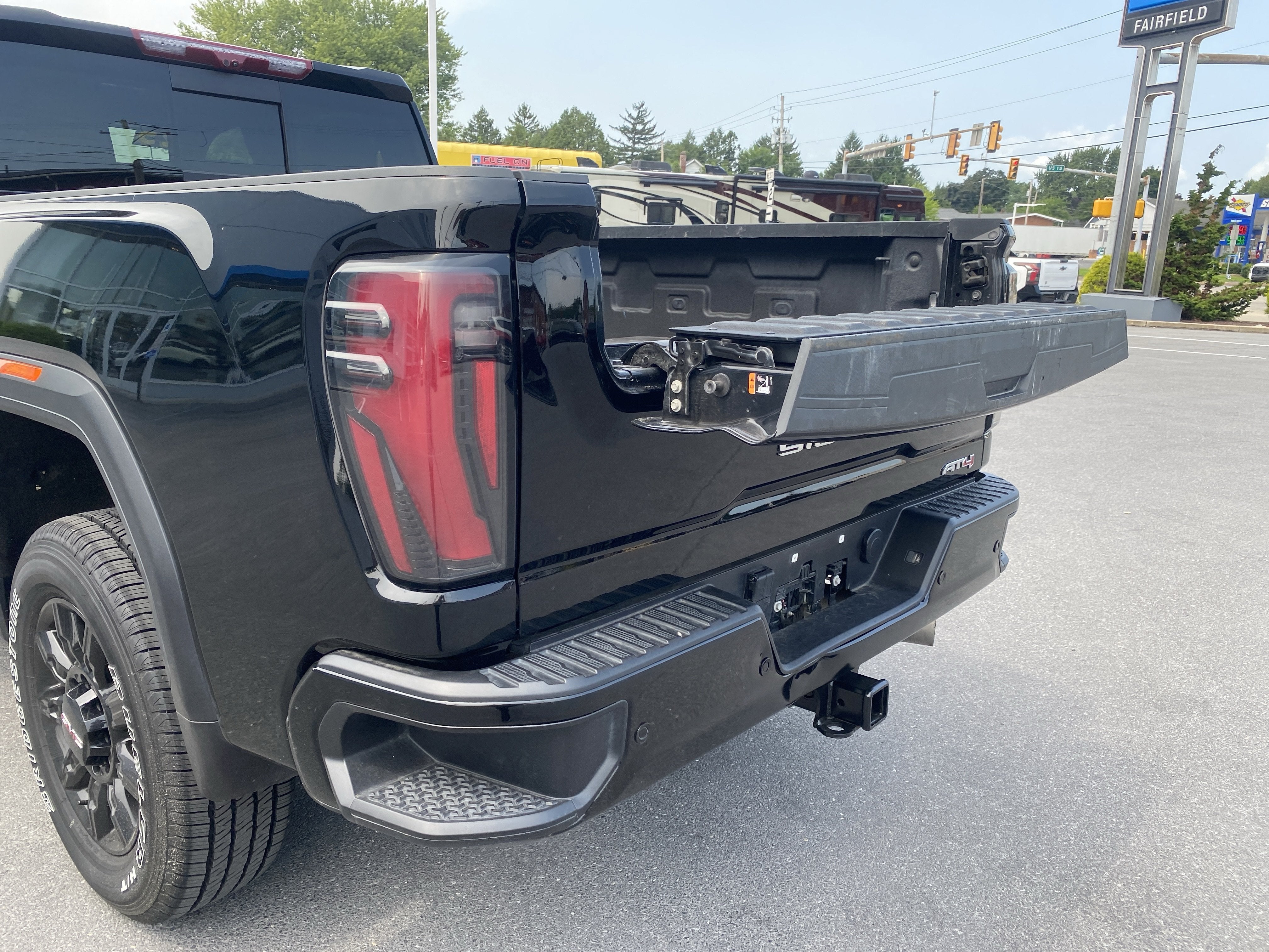 2025 GMC Sierra 2500 HD AT4