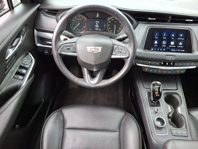 2022 Cadillac XT4 Premium Luxury