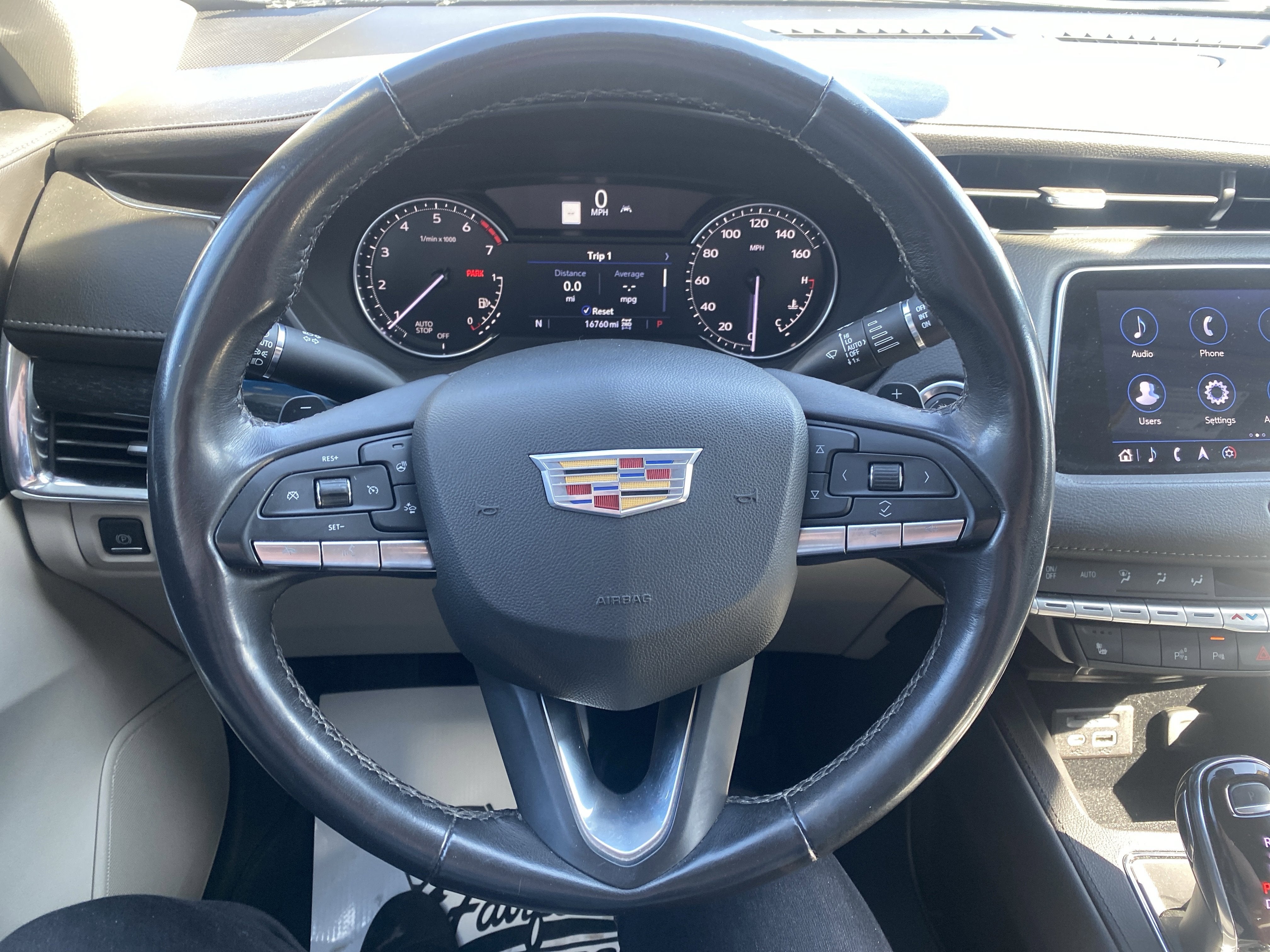 2023 Cadillac XT4 Premium Luxury