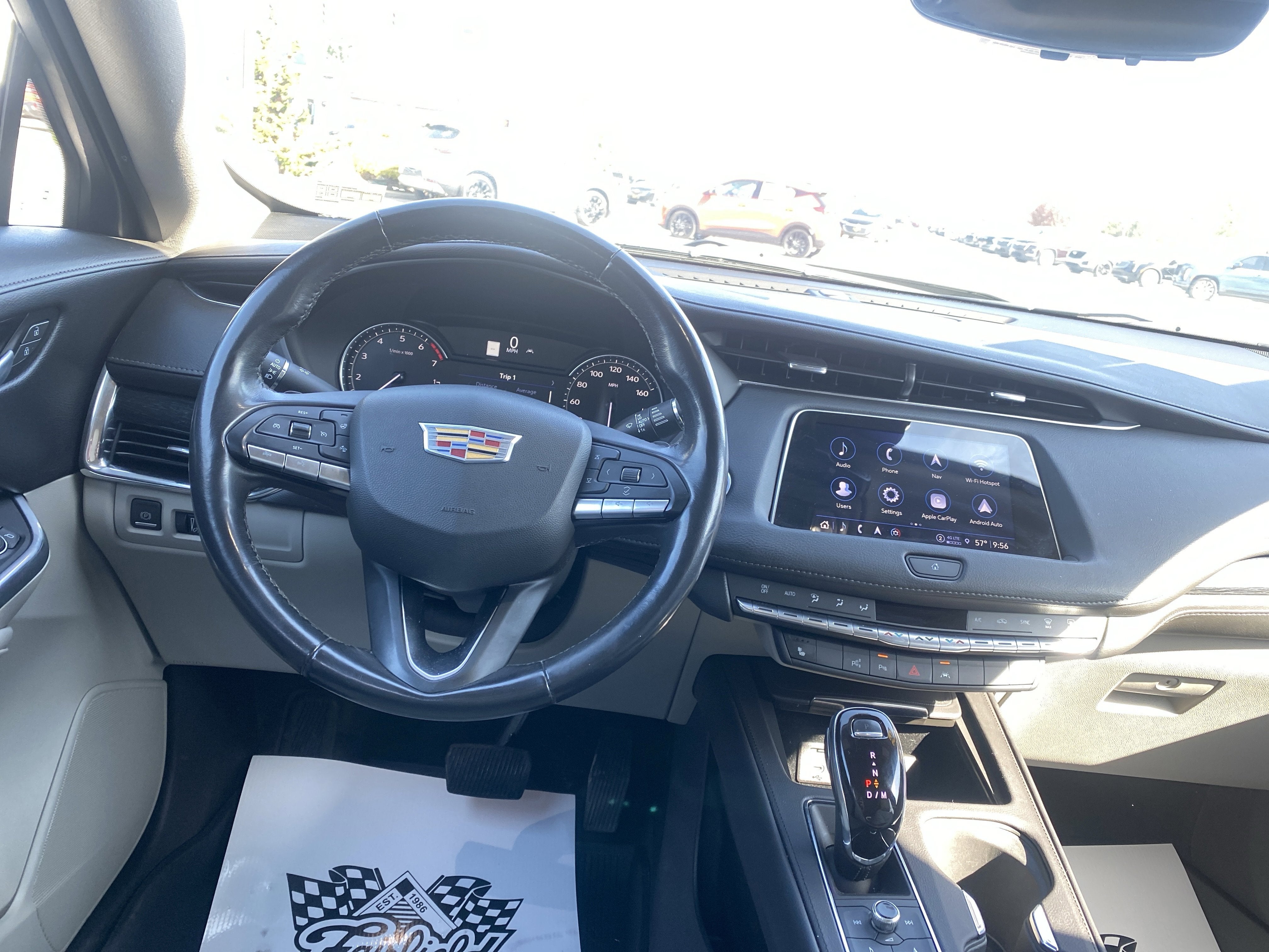 2023 Cadillac XT4 Premium Luxury