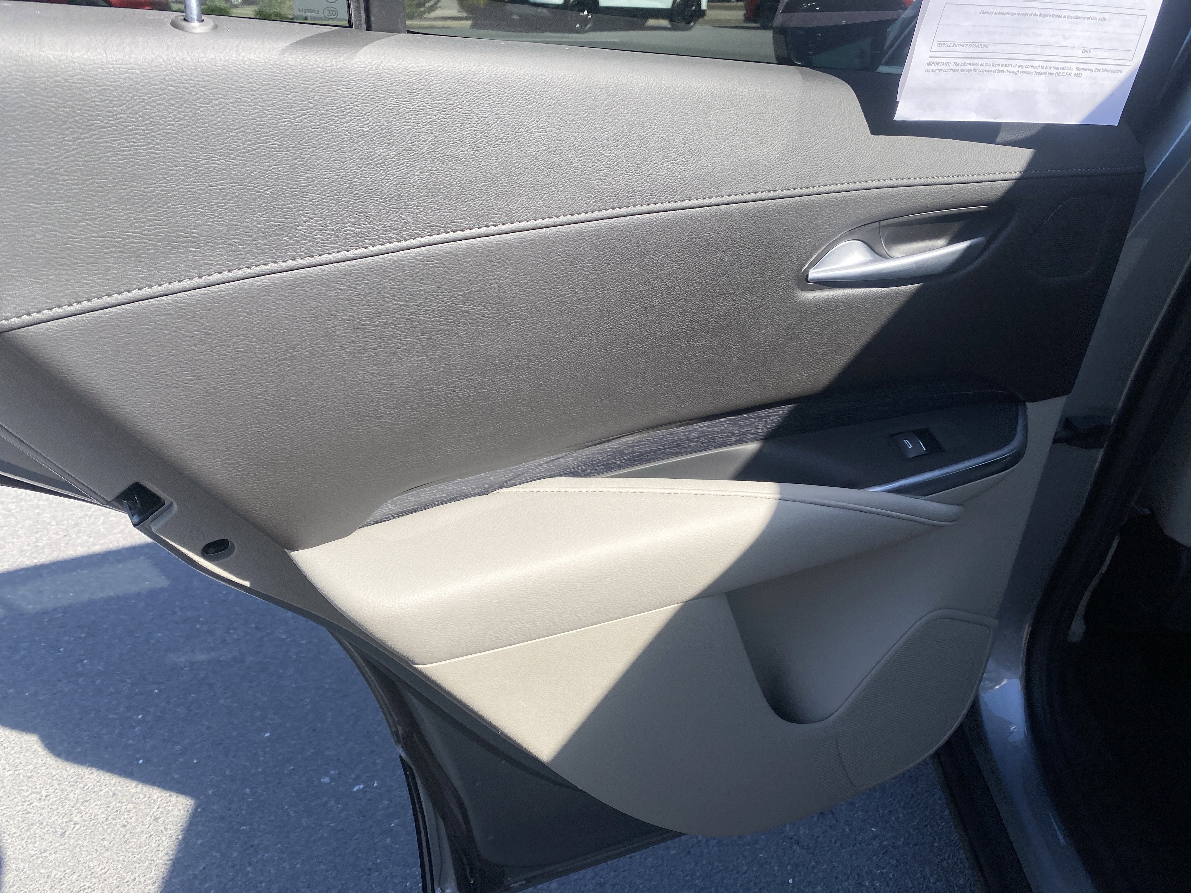 2023 Cadillac XT4 Premium Luxury