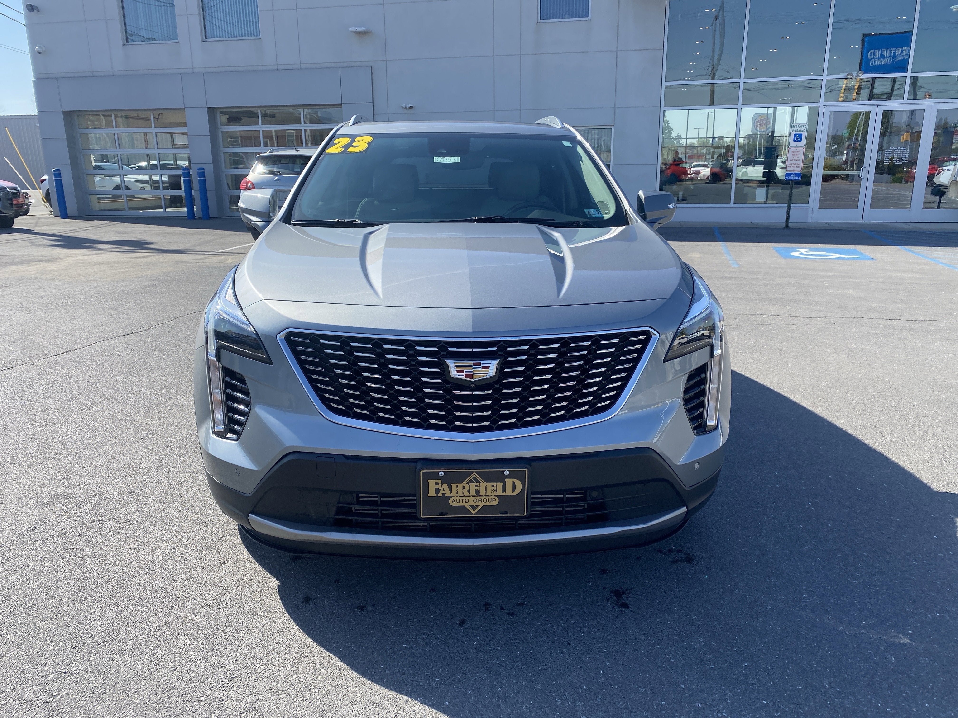 2023 Cadillac XT4 Premium Luxury