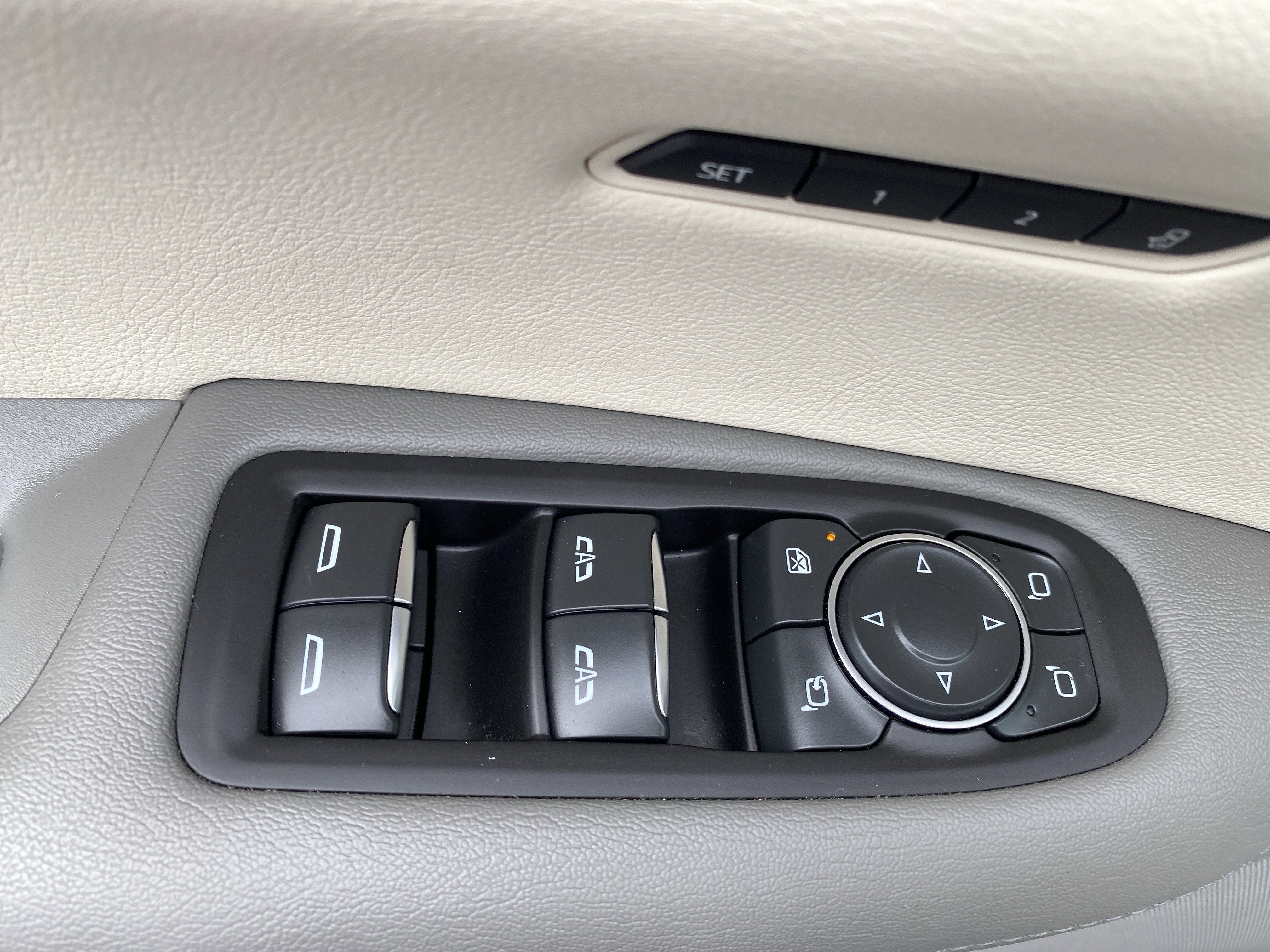 2022 Cadillac XT5 AWD Premium Luxury