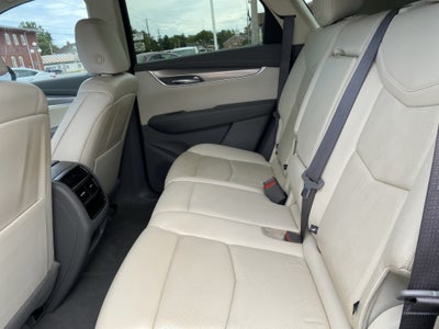 2022 Cadillac XT5 AWD Premium Luxury