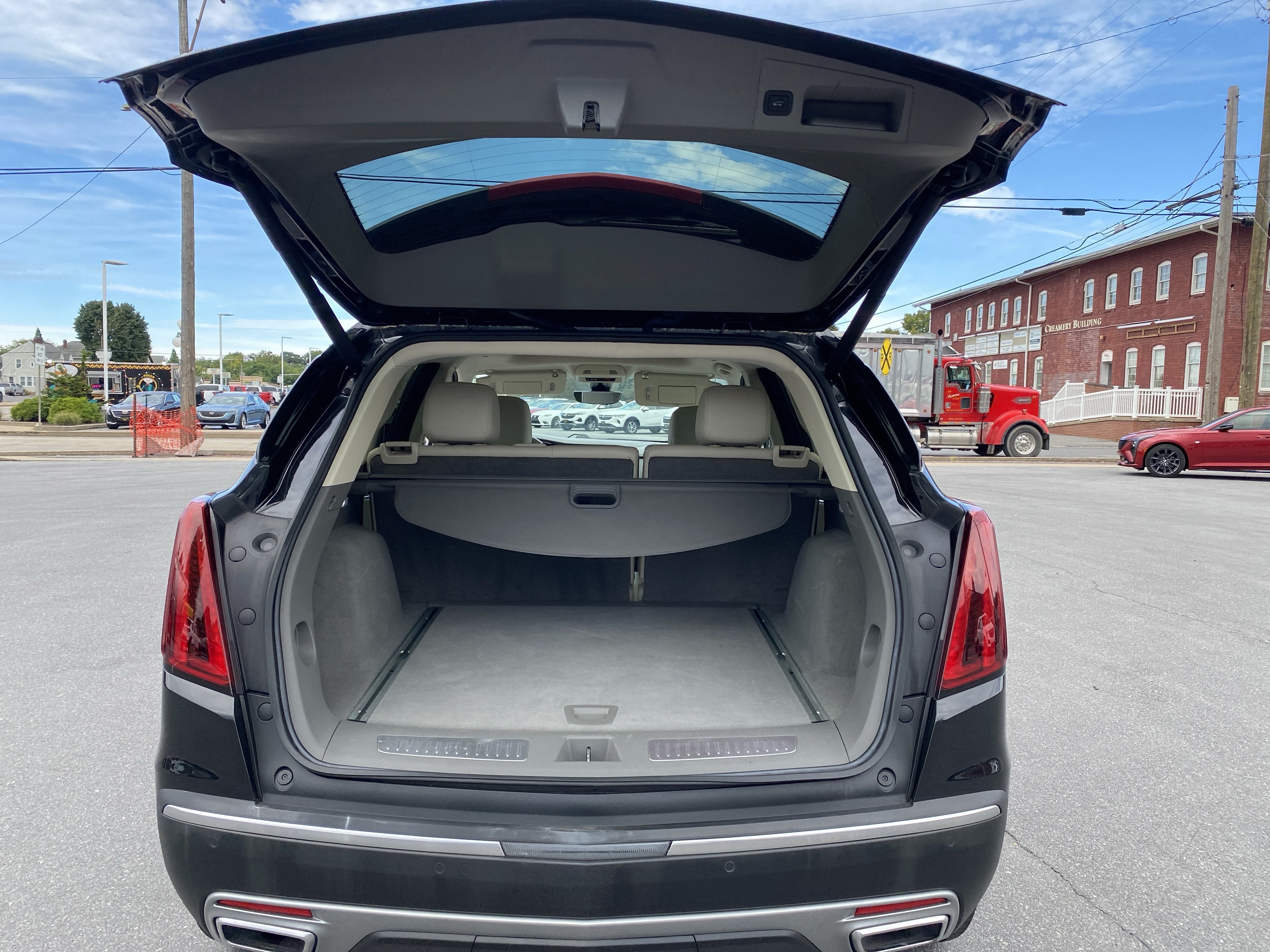 2022 Cadillac XT5 AWD Premium Luxury