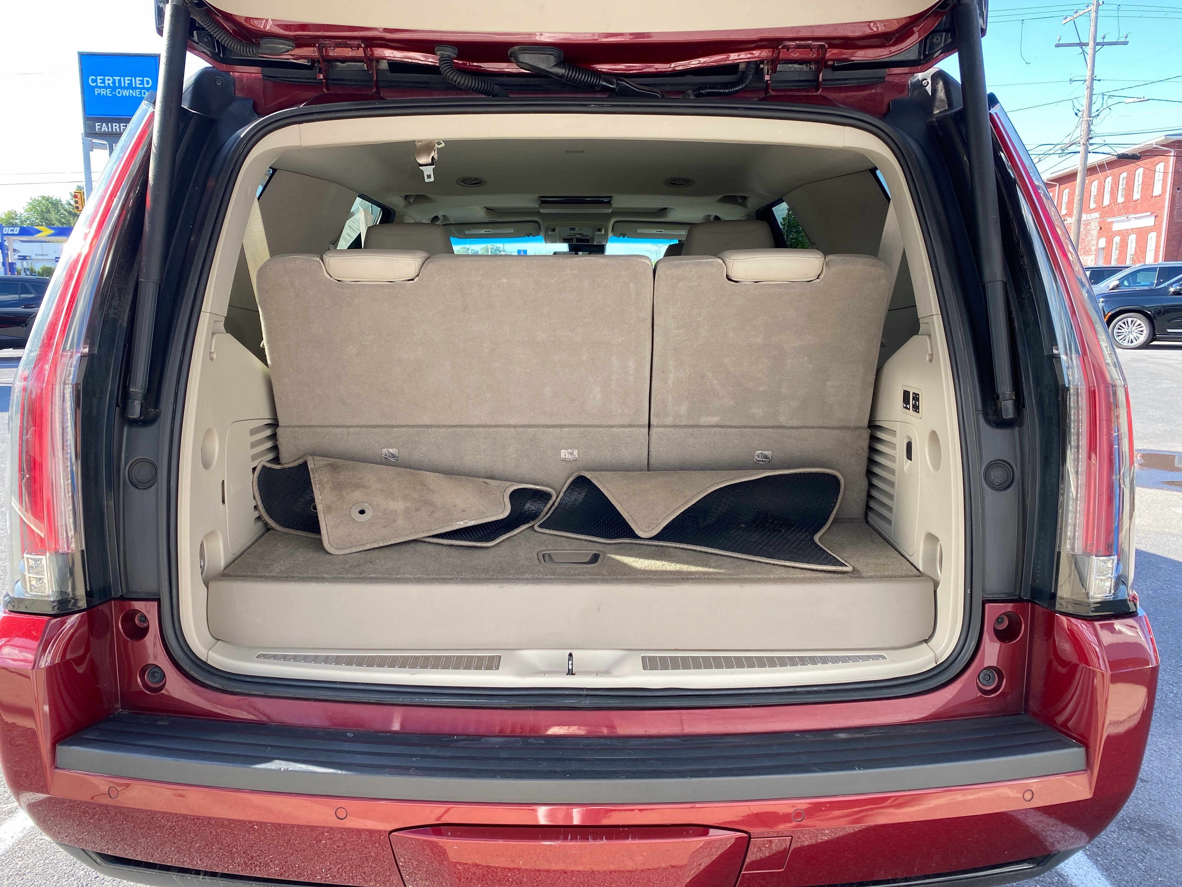 2020 Cadillac Escalade Premium Luxury