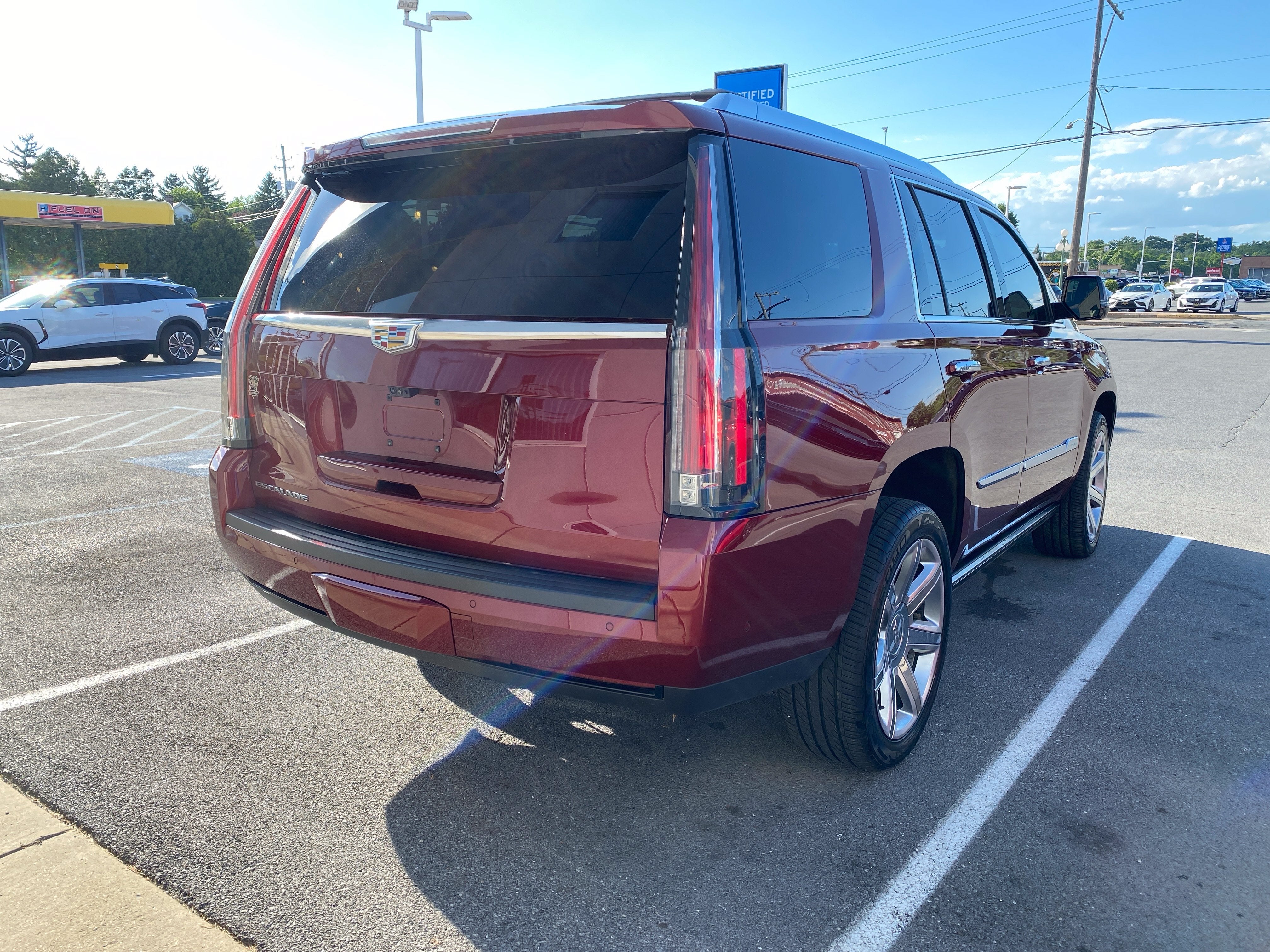 2020 Cadillac Escalade Premium Luxury