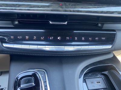 2024 Cadillac Escalade ESV Premium Luxury