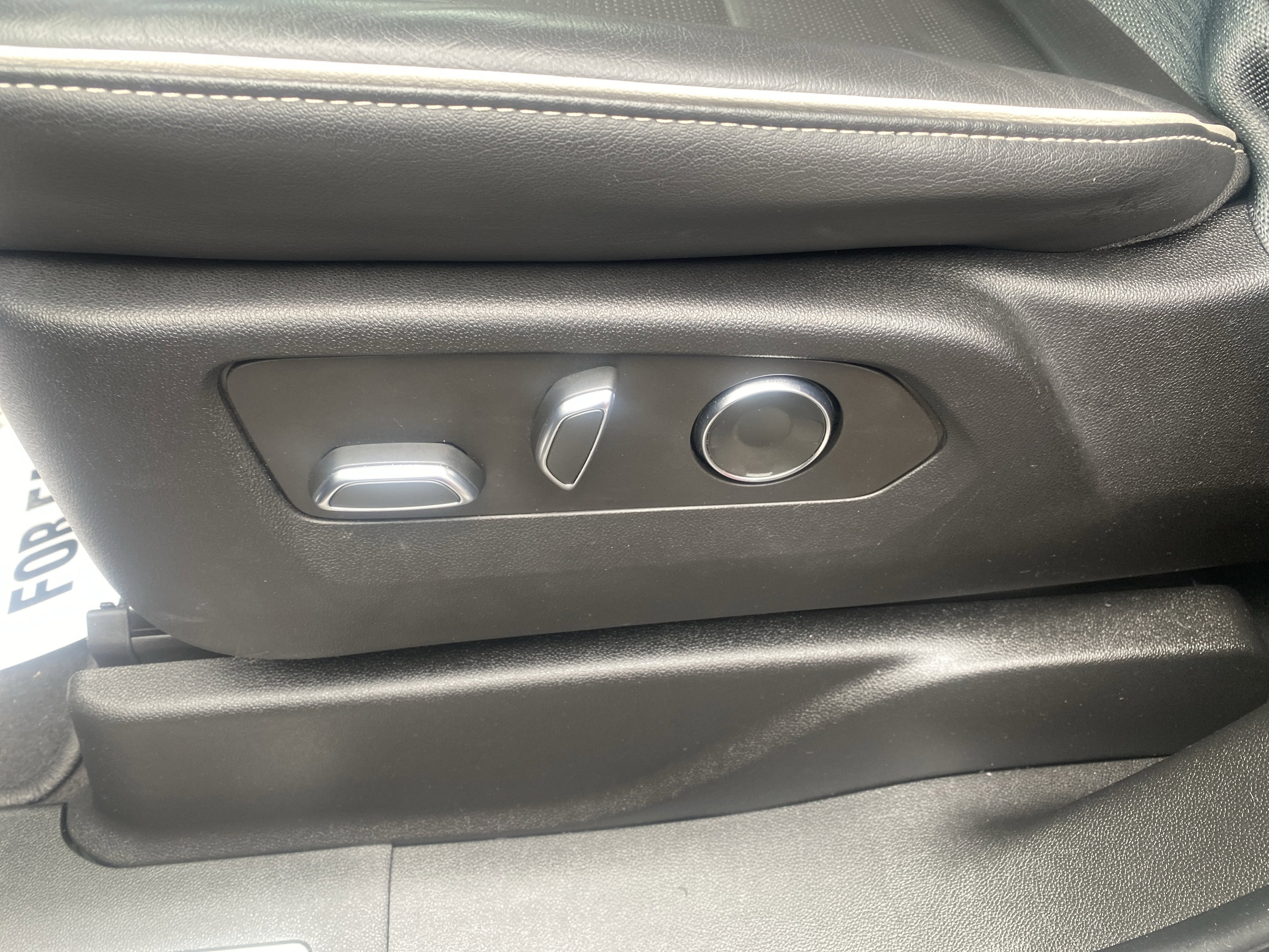 2023 Cadillac Escalade ESV Sport