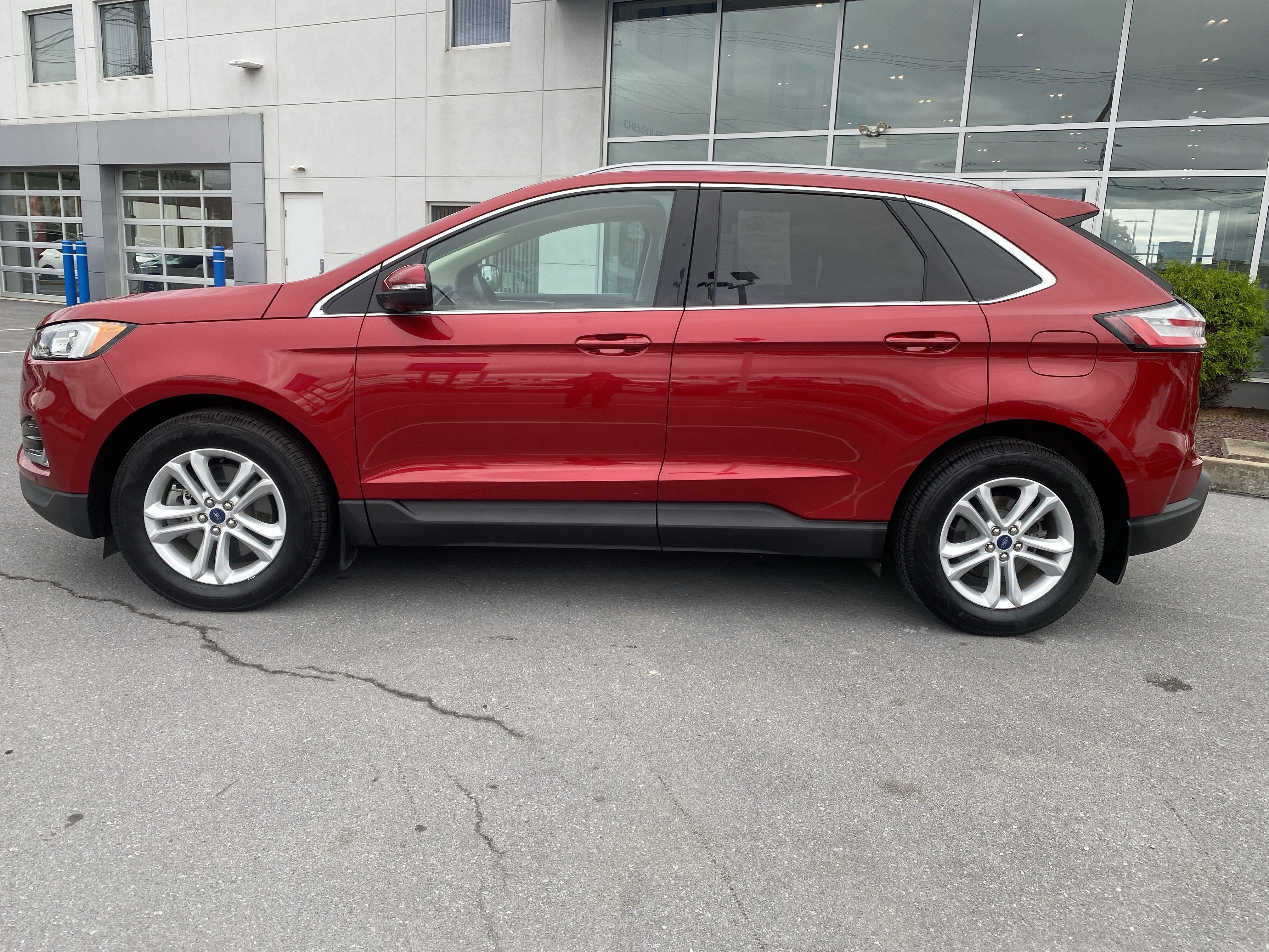 2020 Ford Edge SEL