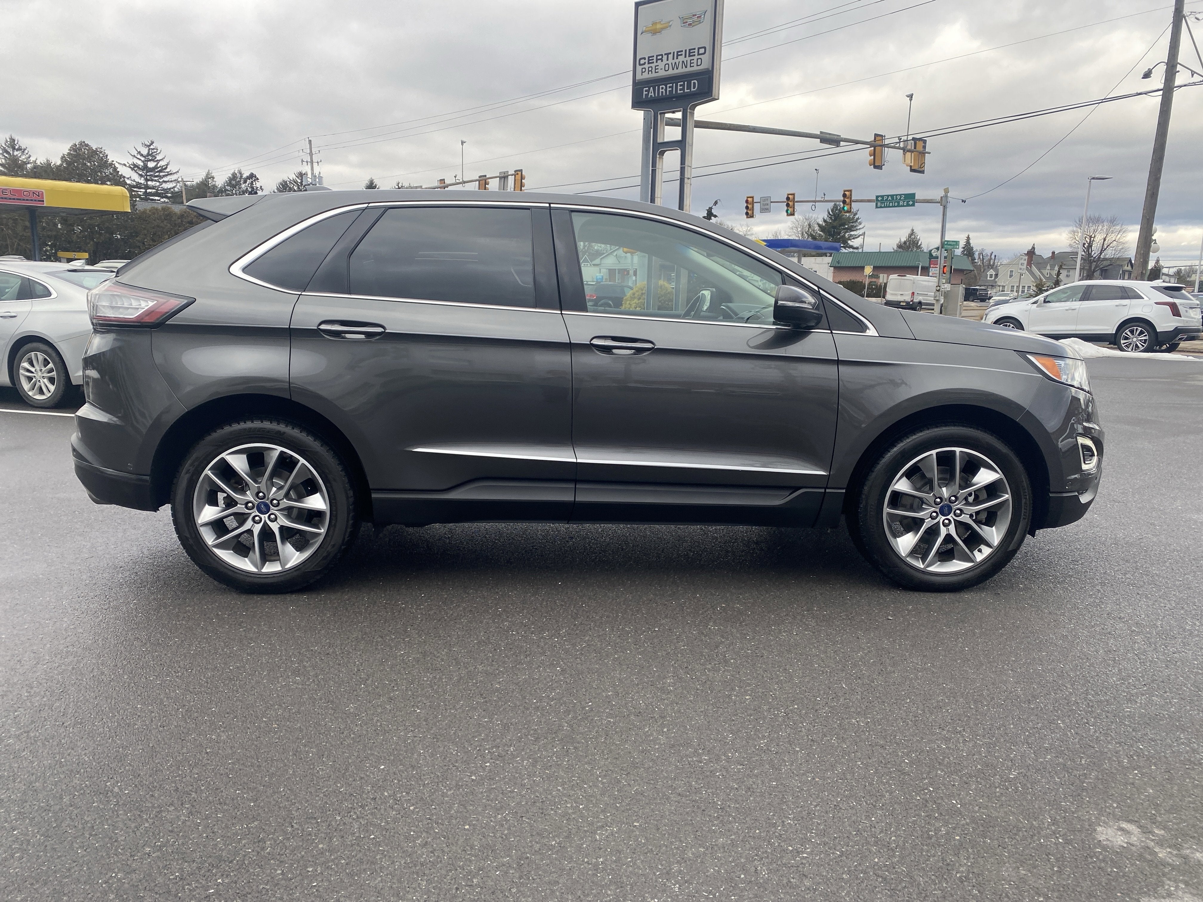 2017 Ford Edge Titanium