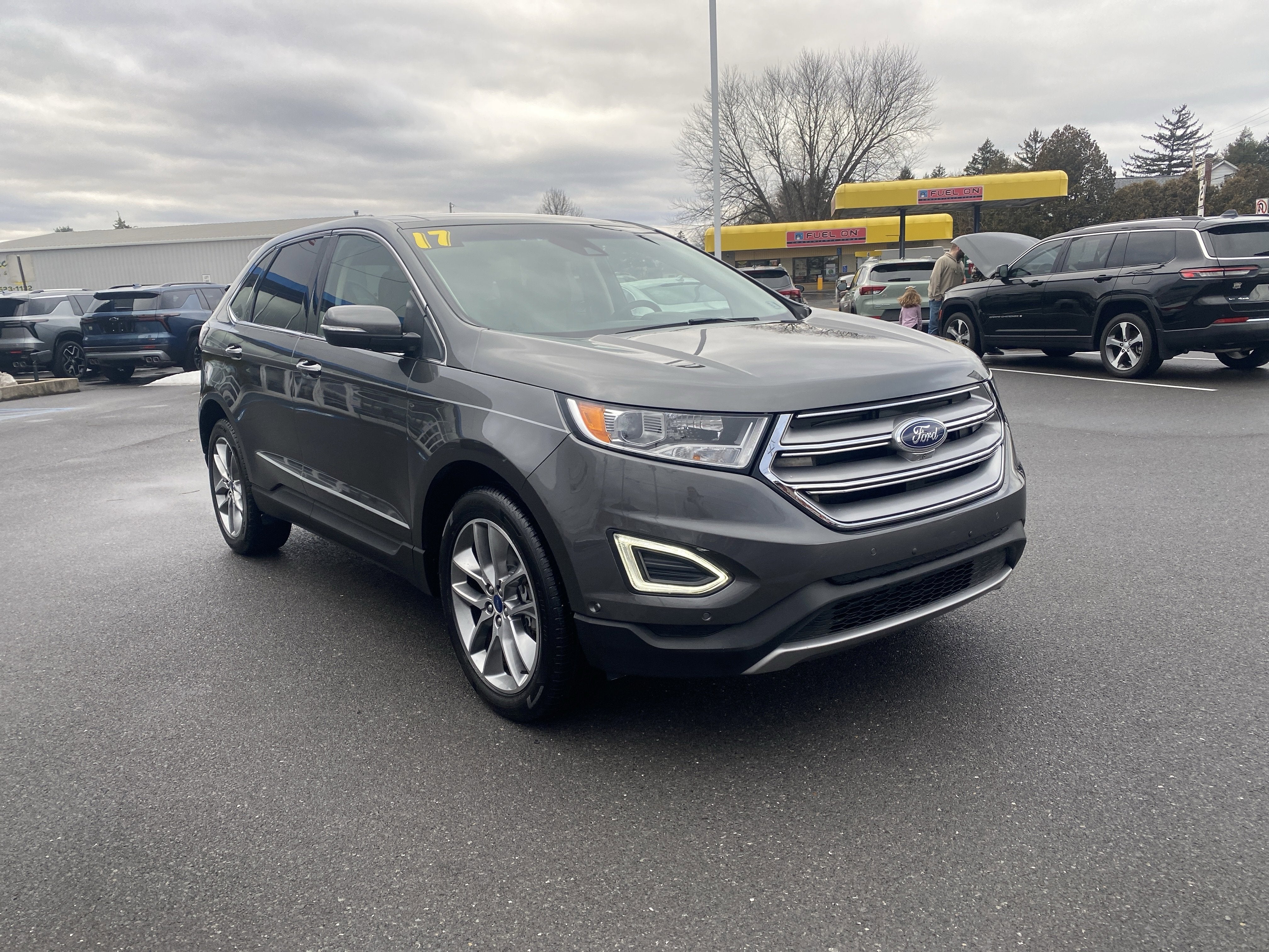 2017 Ford Edge Titanium