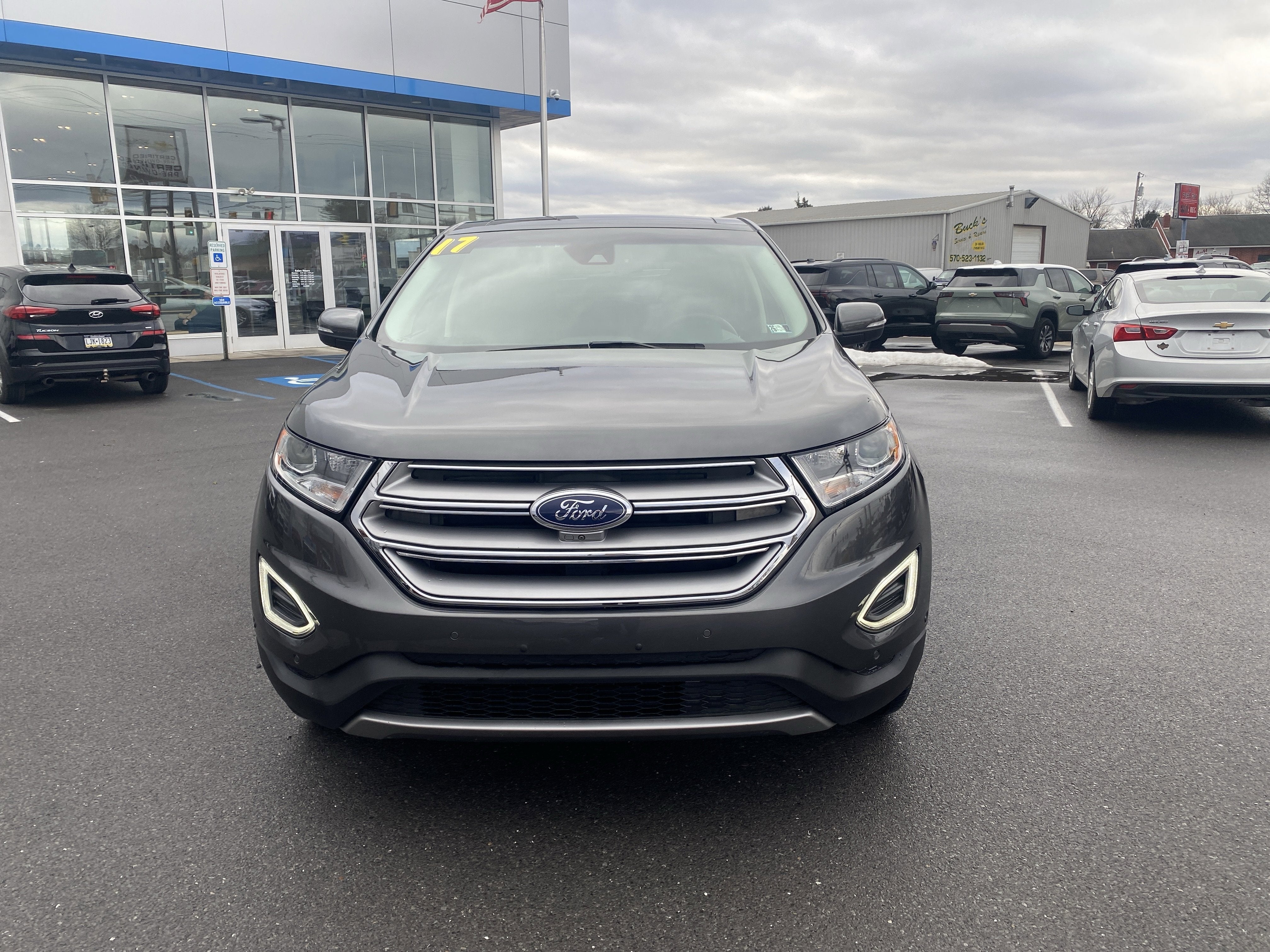 2017 Ford Edge Titanium